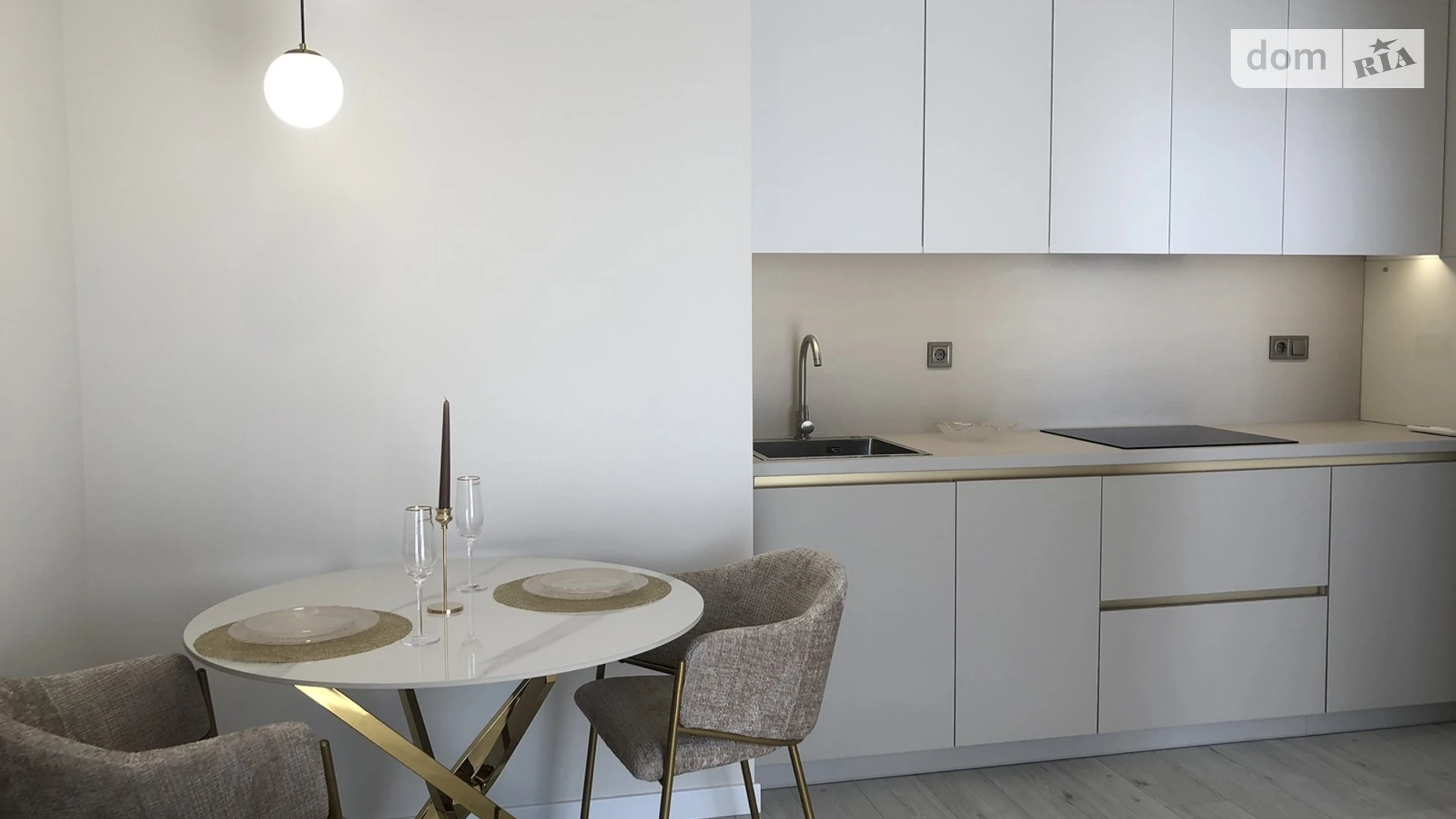 Продается 1-комнатная квартира 41 кв. м в Одессе, ул. Краснова, 3/60 - фото 3