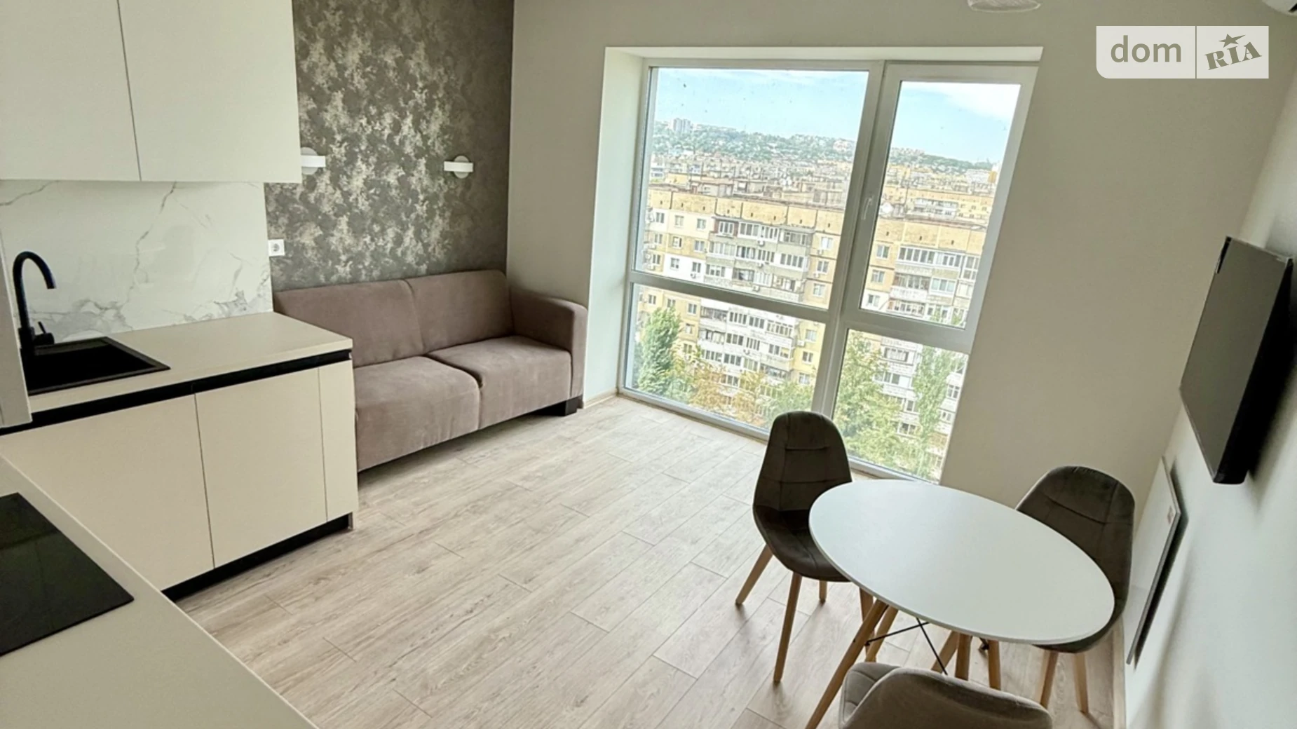 Продается 2-комнатная квартира 70 кв. м в Днепре, пер. Добровольцев, 3 - фото 2