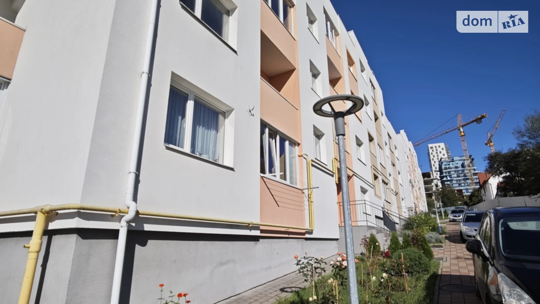Продается 1-комнатная квартира 38 кв. м в Львове, ул. Расточье, 122 - фото 2