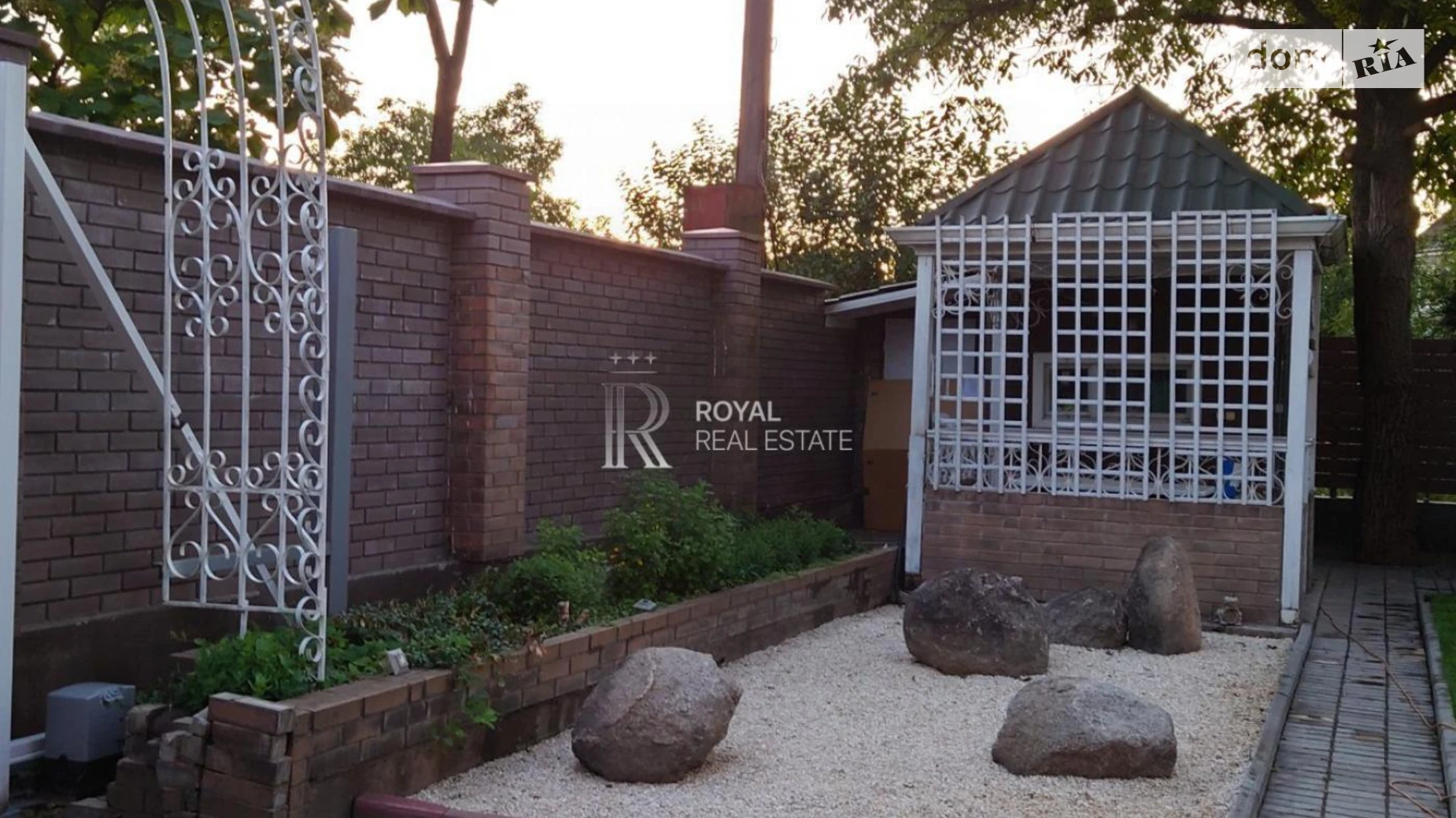 Продается дом на 3 этажа 396 кв. м с балконом, цена: 405000 $ - фото 5