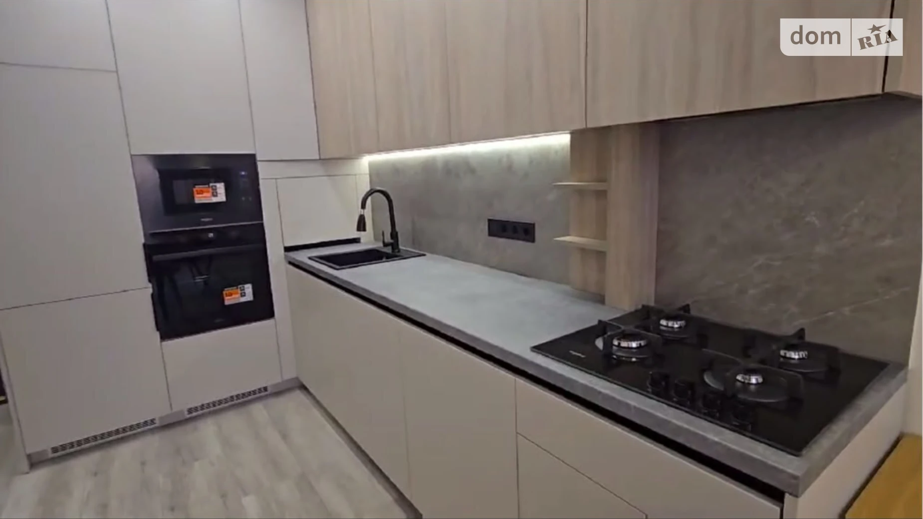 Сдается в аренду 1-комнатная квартира 43 кв. м в Львове, ул. Роксоляны, 149 - фото 4