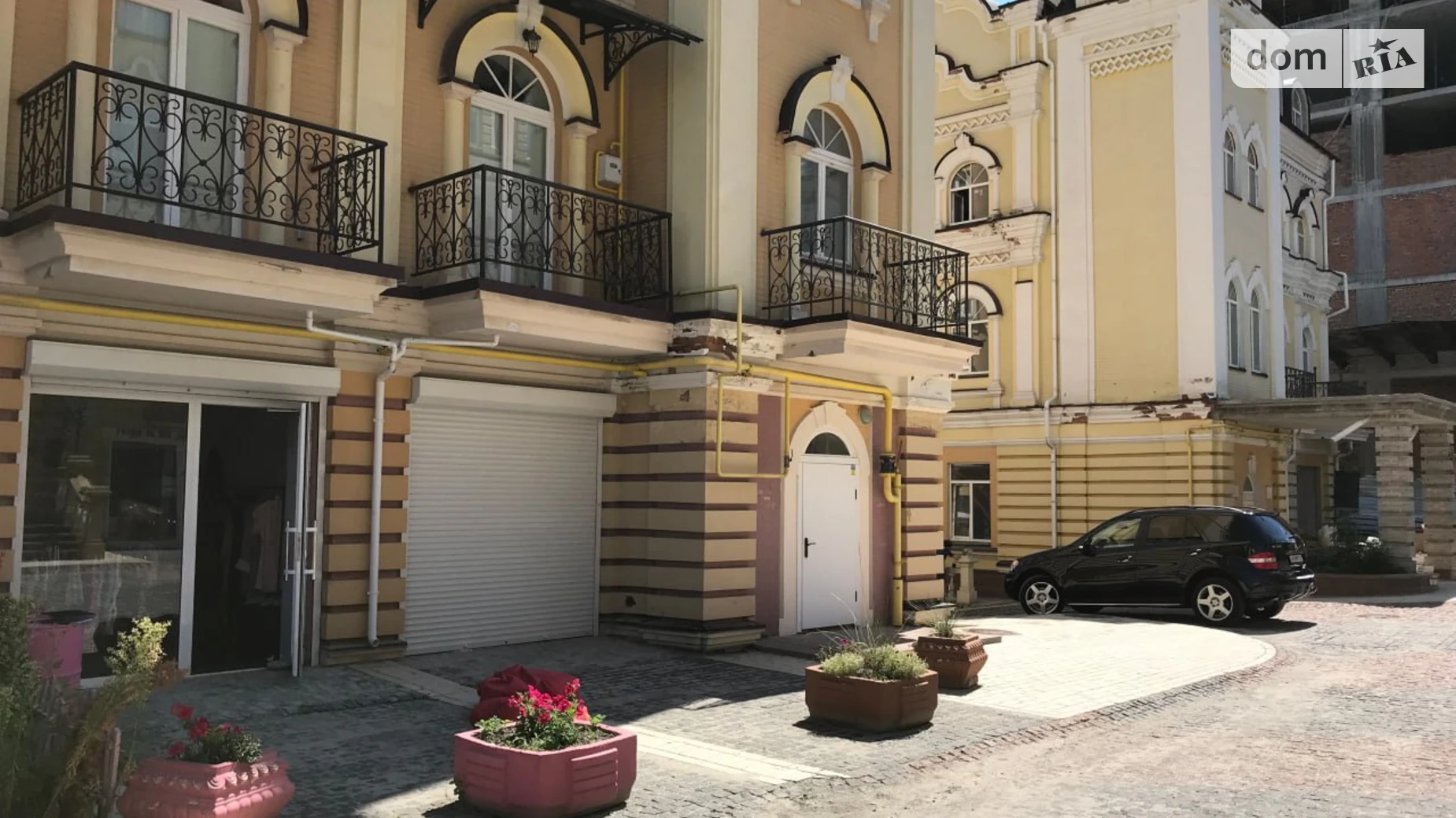 Продается офис 24 кв. м в бизнес-центре, цена: 68000 € - фото 2