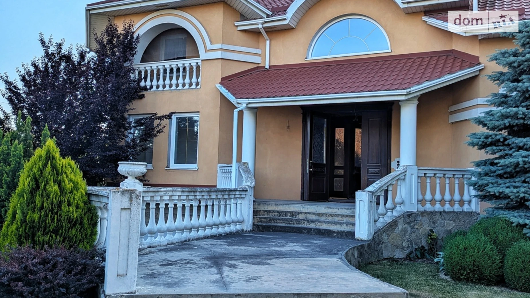Продается дом на 2 этажа 448 кв. м с подвалом, цена: 390000 $ - фото 2