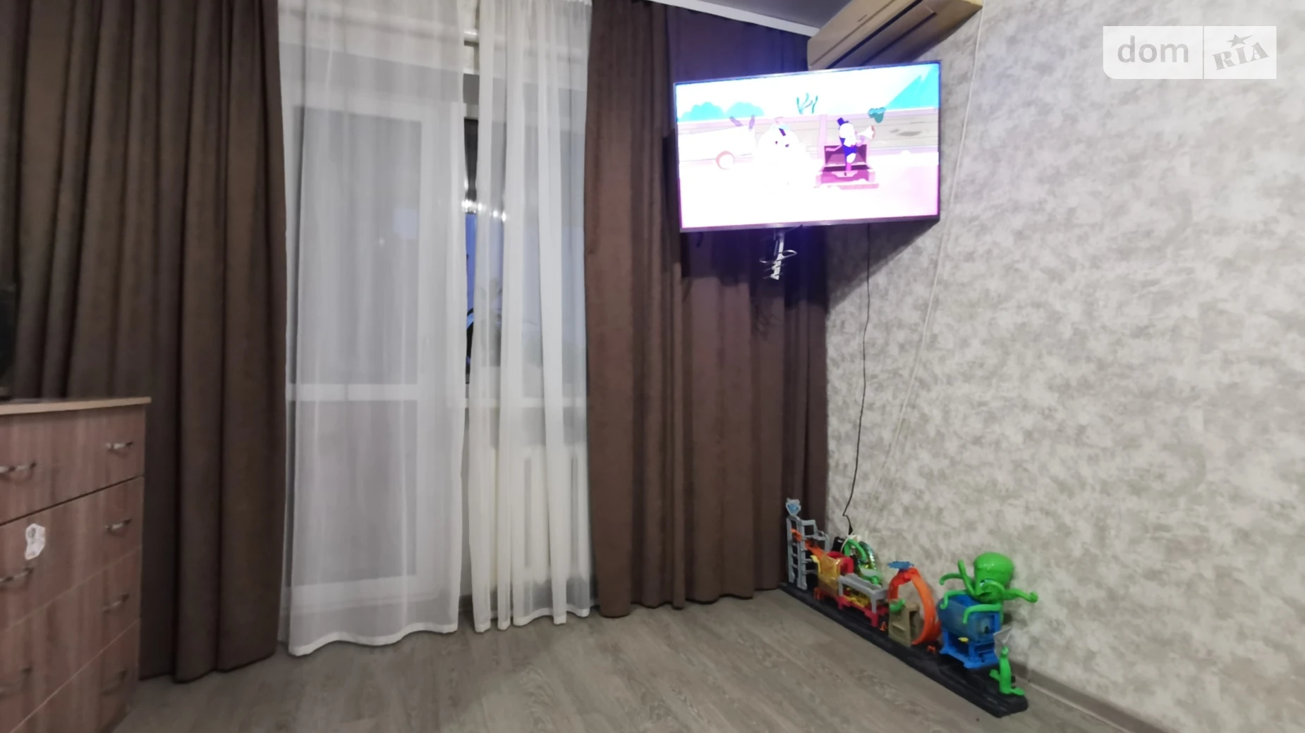 Продается 1-комнатная квартира 30.2 кв. м в Чернигове, ул. Летная, 17 - фото 2