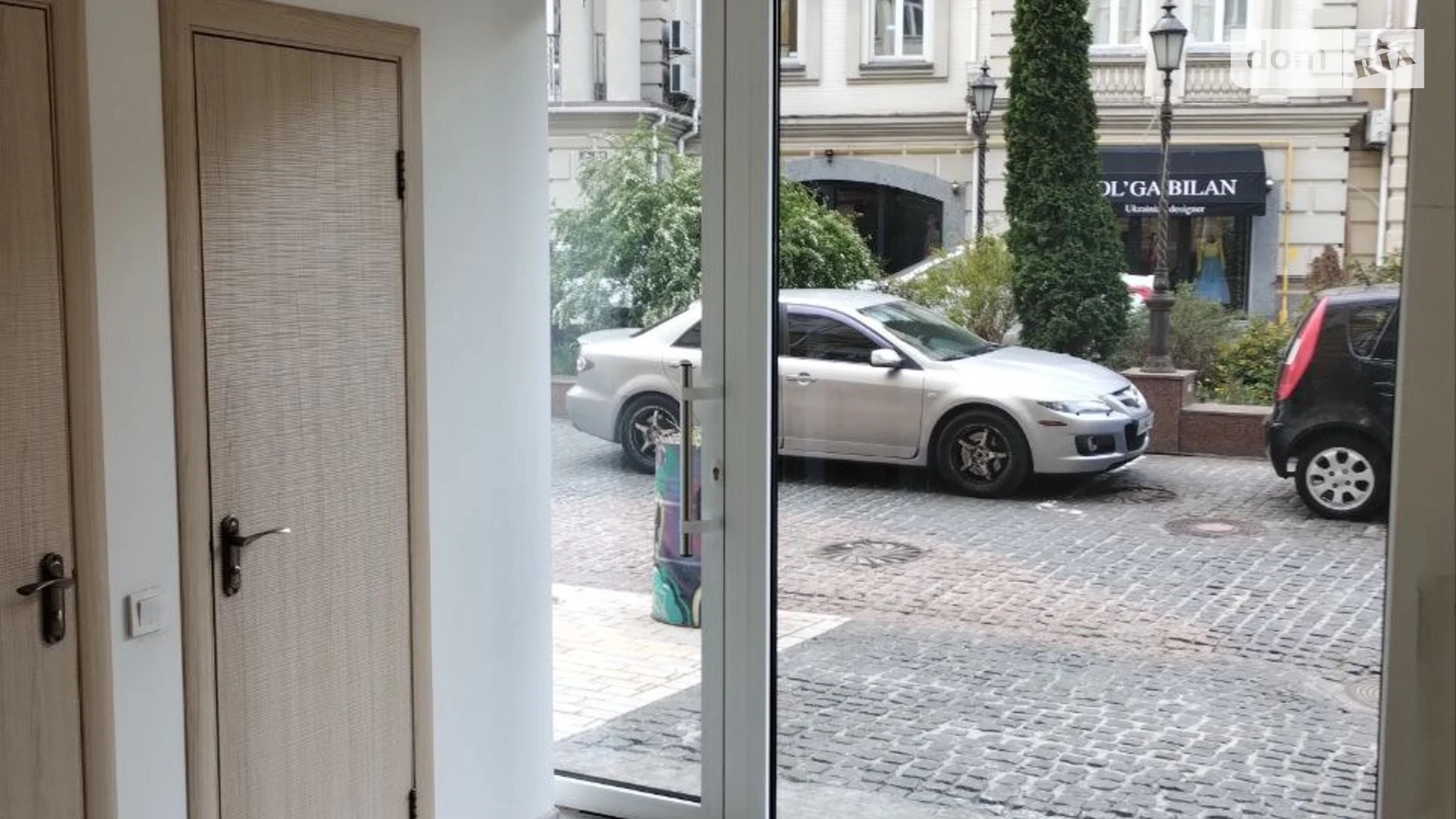 Продается офис 154.2 кв. м в бизнес-центре, цена: 350000 € - фото 2