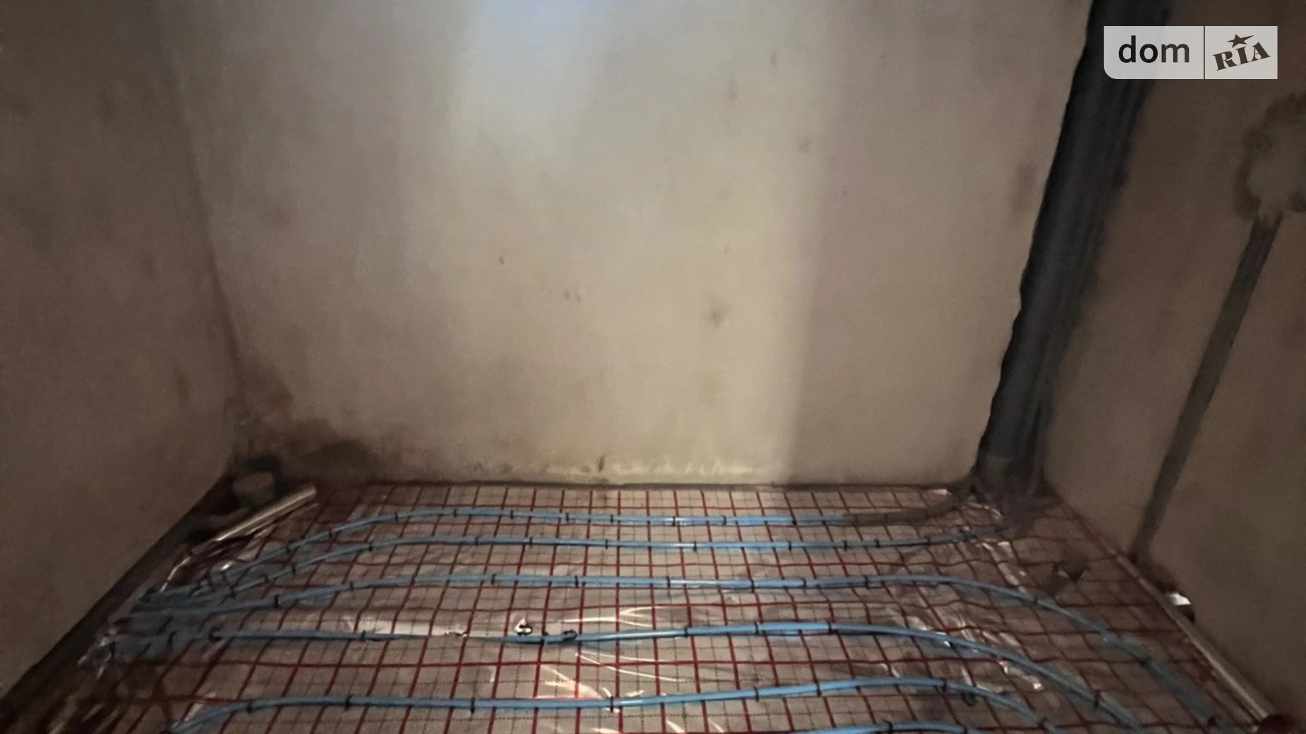 Продается дом на 2 этажа 120 кв. м с камином, цена: 125000 $ - фото 4