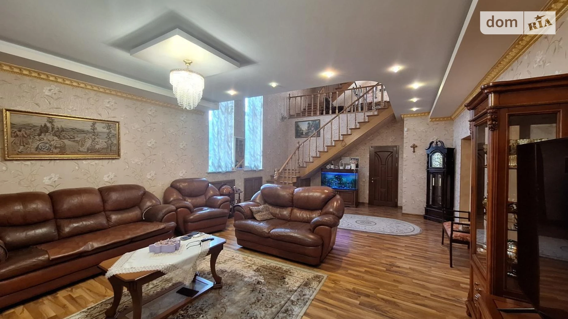 Продается дом на 2 этажа 299.1 кв. м с камином, цена: 295000 $ - фото 3