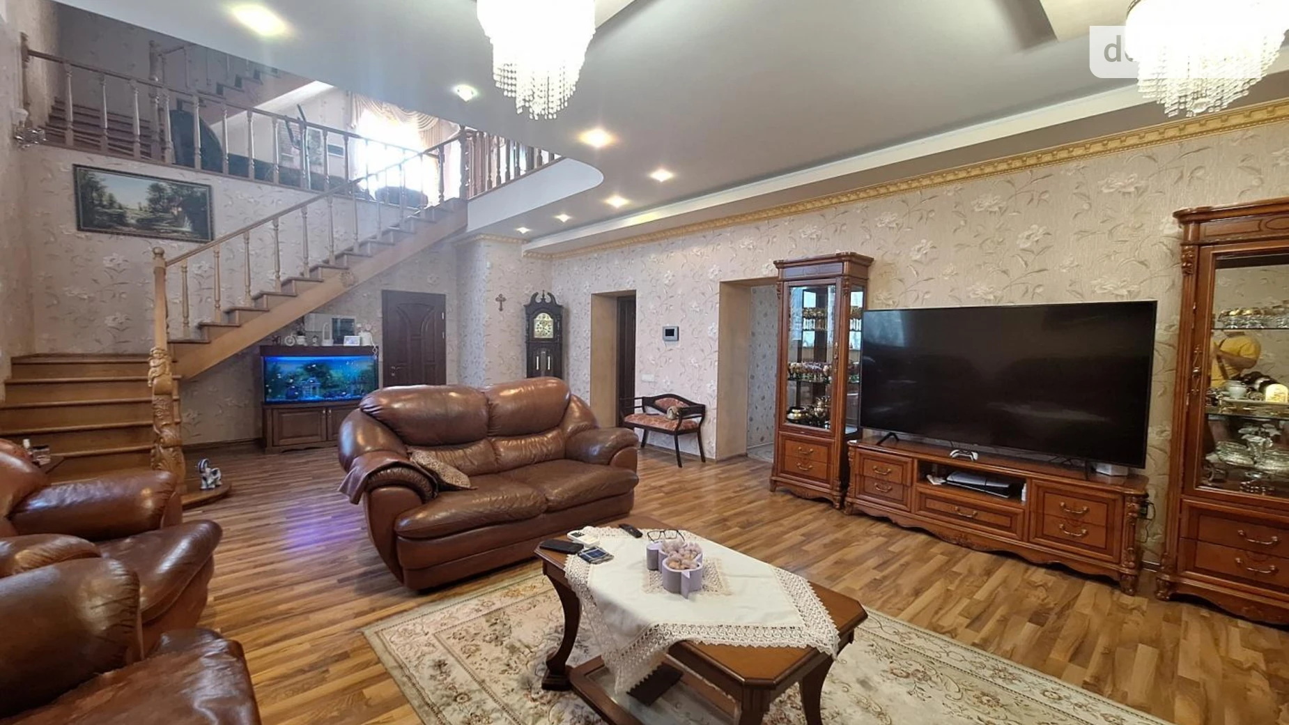 Продается дом на 2 этажа 299.1 кв. м с камином, цена: 295000 $ - фото 4