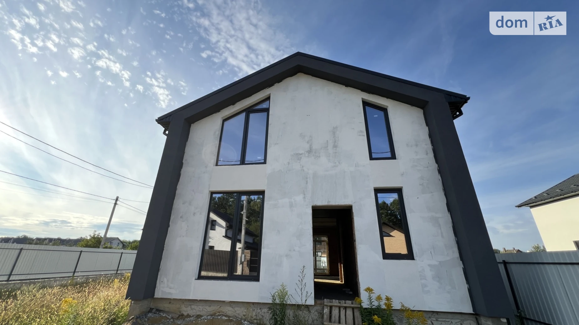 Продается дом на 2 этажа 125 кв. м с садом, цена: 105000 $ - фото 3