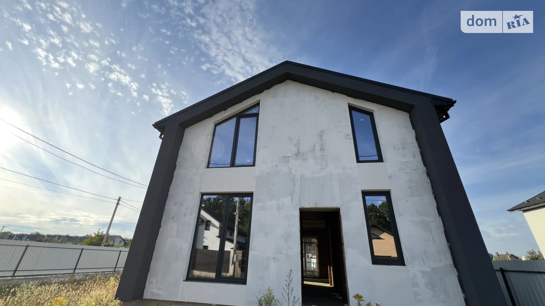 Продается дом на 2 этажа 125 кв. м с садом, цена: 105000 $ - фото 4