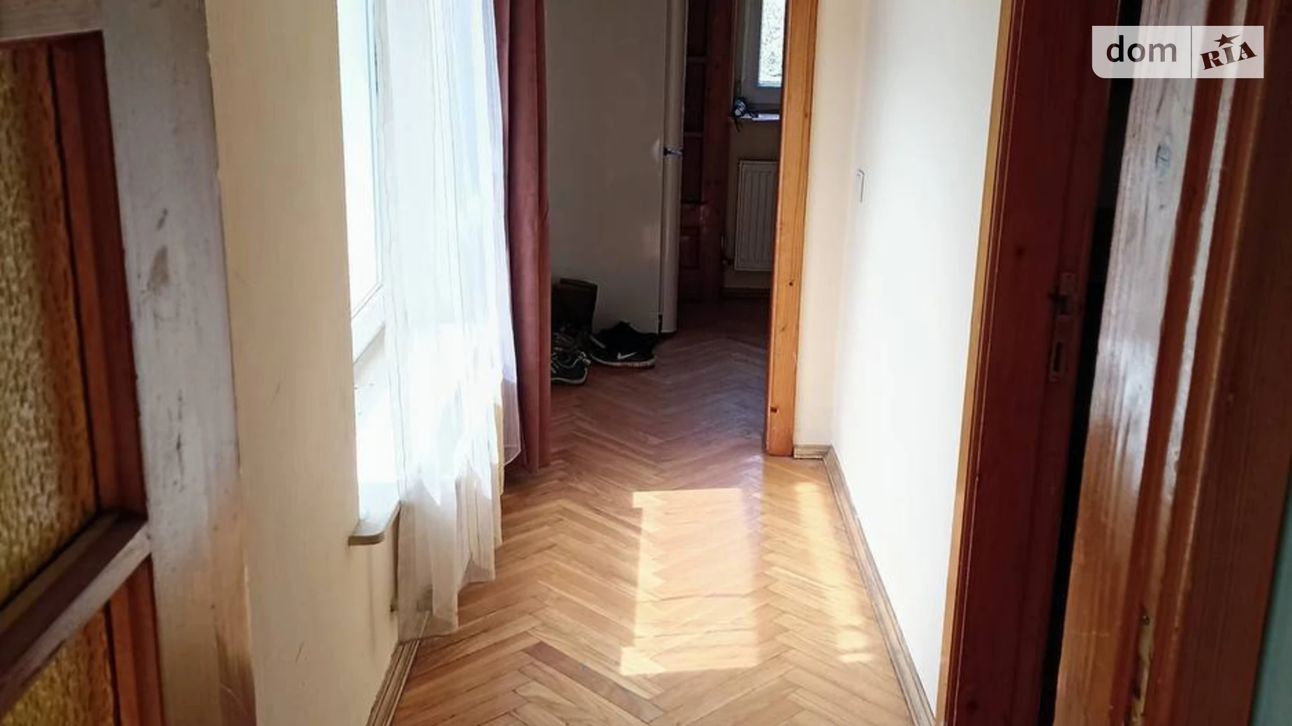 Продается дом на 3 этажа 800 кв. м с балконом, цена: 500000 $ - фото 4