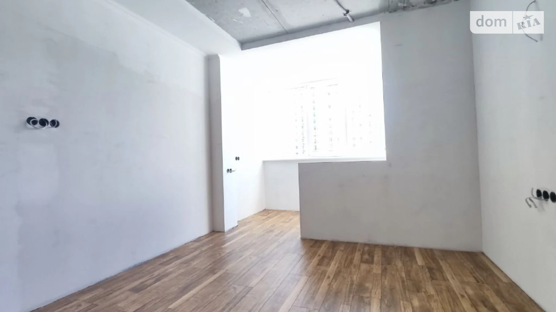 Продается 3-комнатная квартира 74.9 кв. м в Крыжановка, ул. Академика Сахарова - фото 2