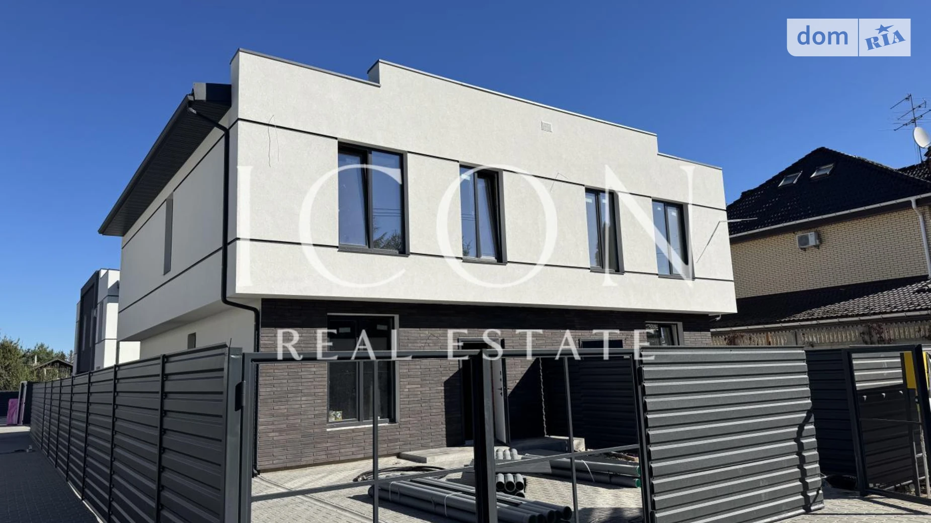 Продается дом на 2 этажа 120 кв. м с подвалом, цена: 130000 $ - фото 2