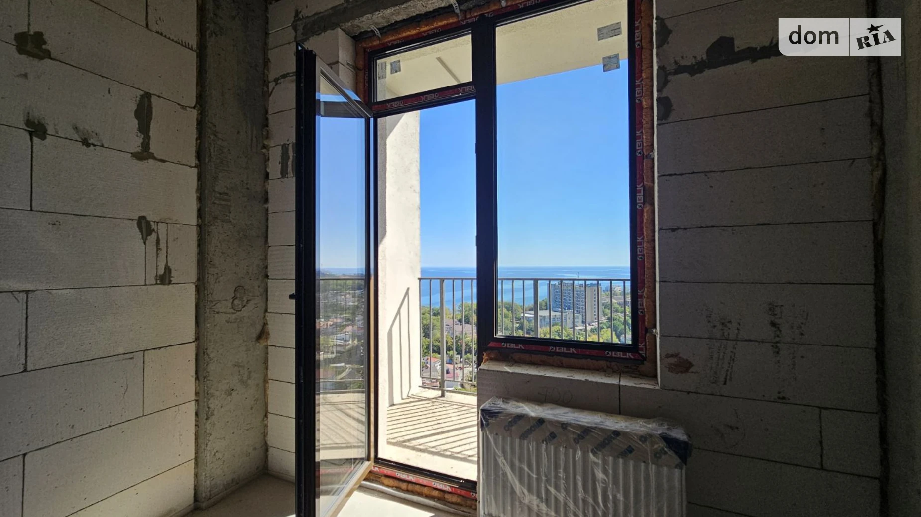 Продается 1-комнатная квартира 35 кв. м в Одессе, ул. Дача Ковалевского, 5 - фото 2