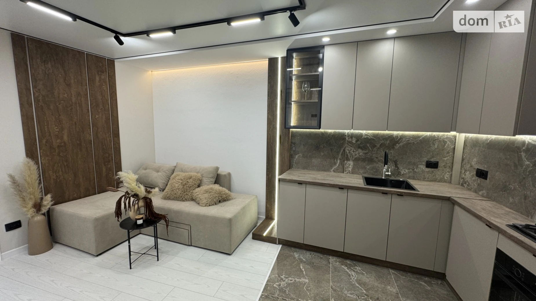 3-комнатная квартира 65 кв. м в Тернополе, ул. Киевская - фото 2