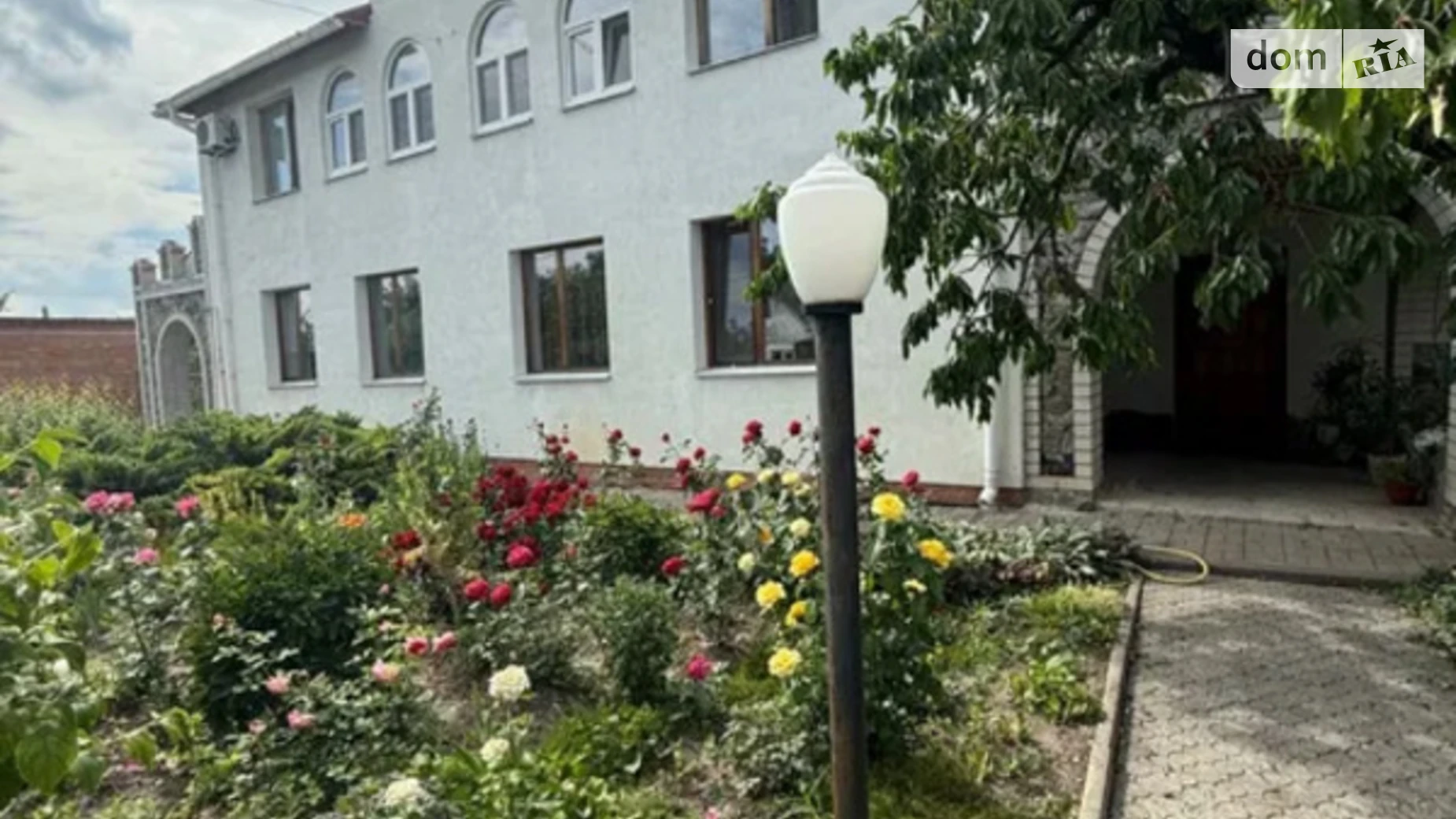 Продается часть дома 350 кв. м с участком, цена: 200000 $ - фото 2