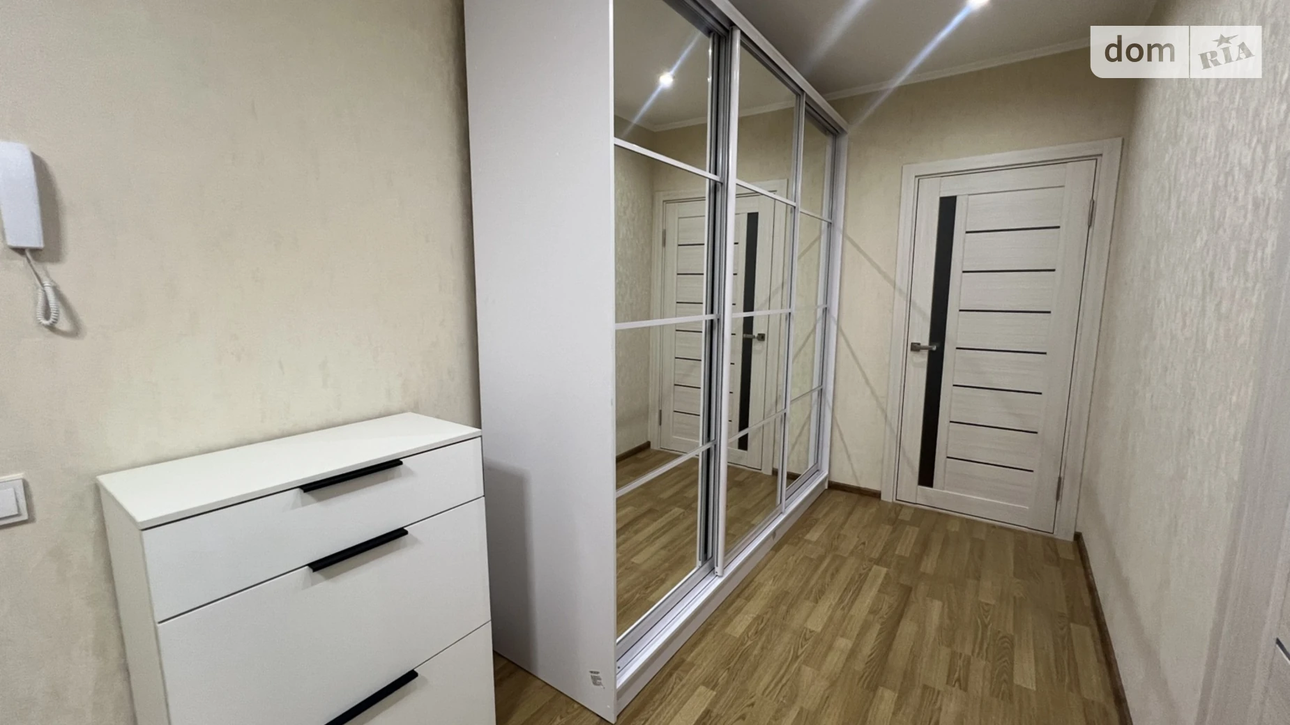 Сдается в аренду 2-комнатная квартира 70 кв. м в Виннице, ул. Академика Ющенка, 8 - фото 5