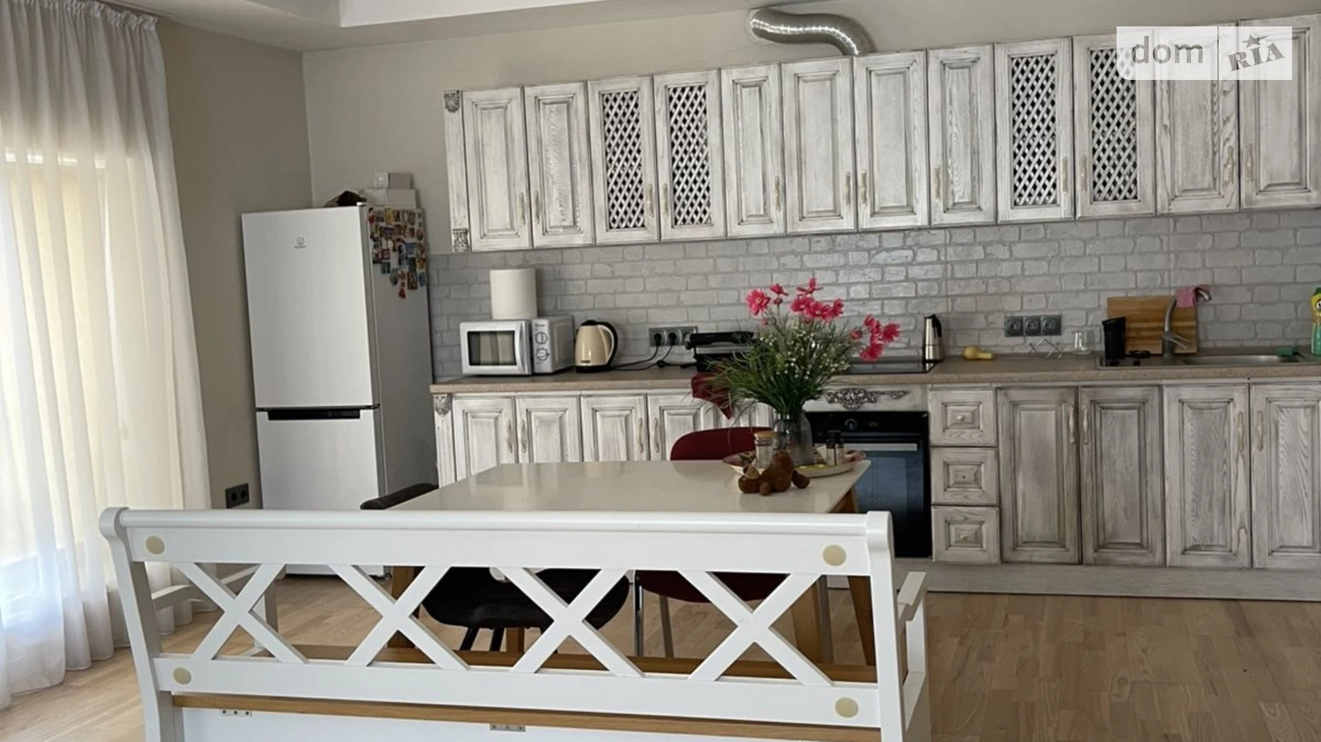 Продается 1-комнатная квартира 64 кв. м в Ужгороде, ул. Национальной Гвардии(Гвардейская), 53 - фото 5