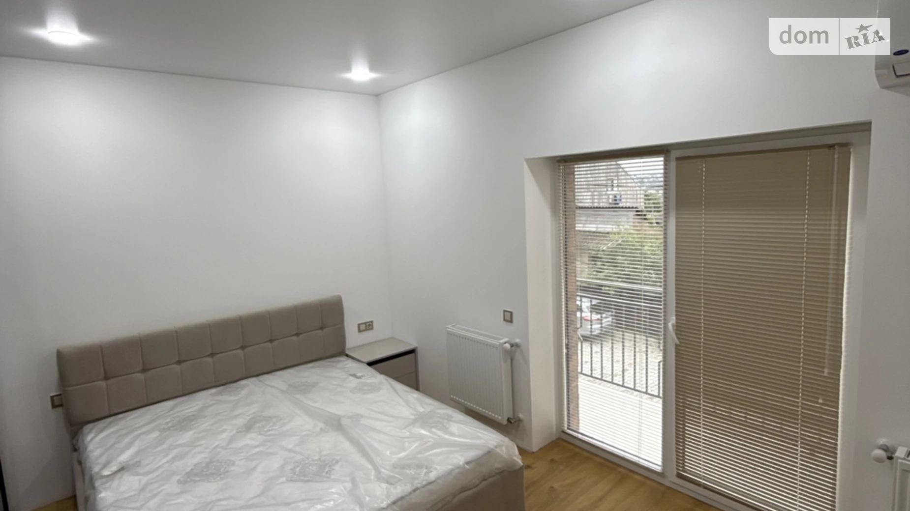 Продается 2-комнатная квартира 72 кв. м в Черновцах, ул. Тургенева Ивана, 10 - фото 3