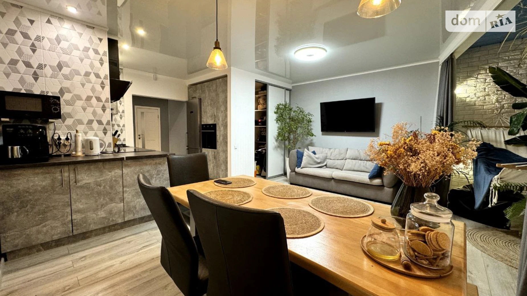 Продается 2-комнатная квартира 83.6 кв. м в Черкассах, ул. Героев Днепра, 89 - фото 3