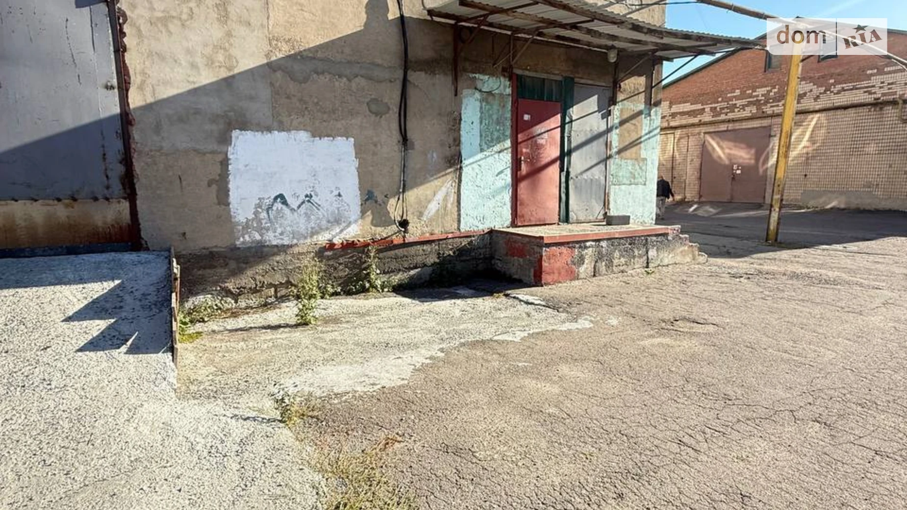 Здається в оренду приміщення вільного призначення 180 кв. м в 1-поверховій будівлі, цена: 18000 грн - фото 2