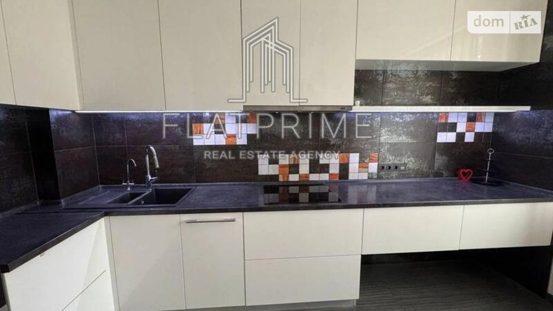 Продается 2-комнатная квартира 82.4 кв. м в Киеве, ул. Дмитриевская, 75 - фото 4