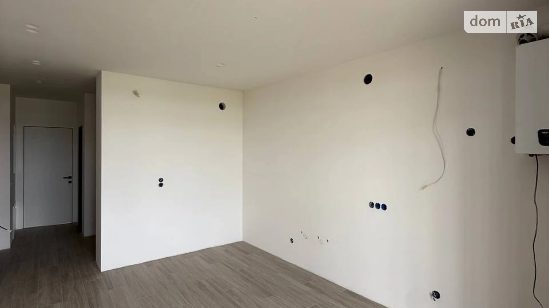 Продается 1-комнатная квартира 48 кв. м в Черновцах, ул. Шухевича Романа - фото 3