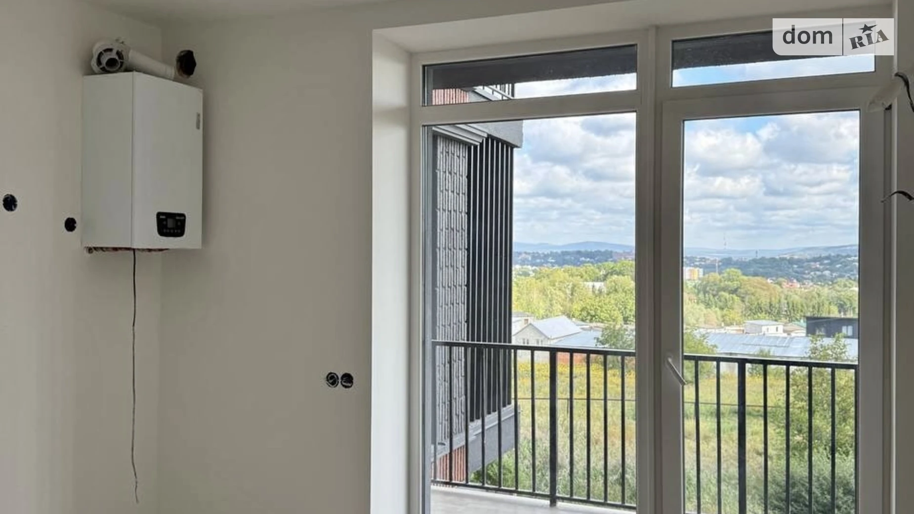 Продается 1-комнатная квартира 48 кв. м в Черновцах, ул. Шухевича Романа - фото 5