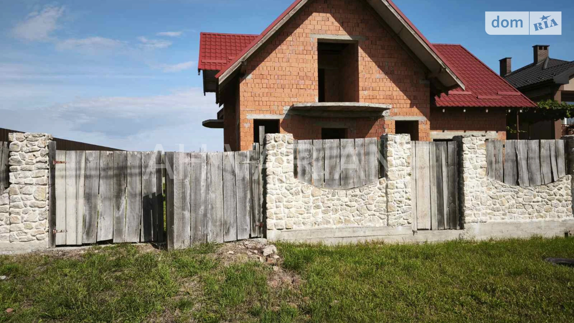 Продается дом на 2 этажа 180 кв. м с балконом, цена: 80000 $ - фото 2