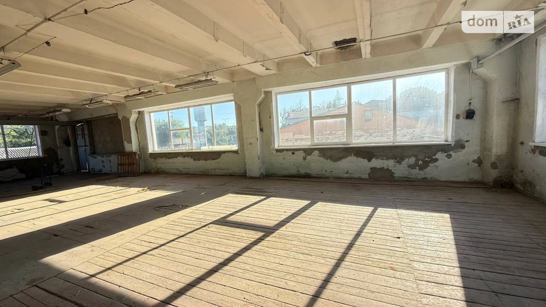 Здається в оренду приміщення вільного призначення 250 кв. м в 2-поверховій будівлі, цена: 25000 грн - фото 2