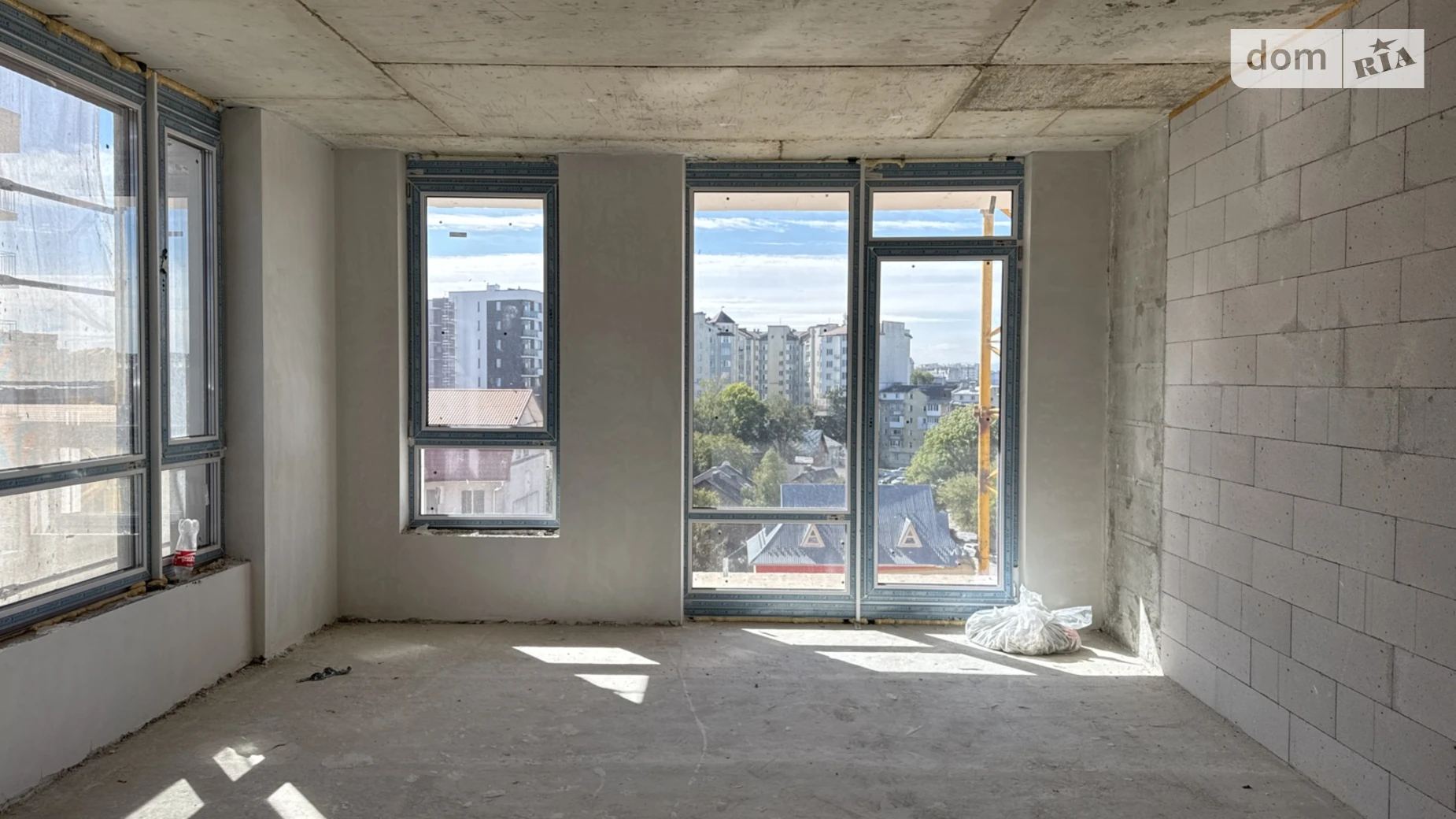 Продається 1-кімнатна квартира 36 кв. м у Івано-Франківську, вул. Юліана Пелеша(Крайківського), 3 корпус 12 - фото 3