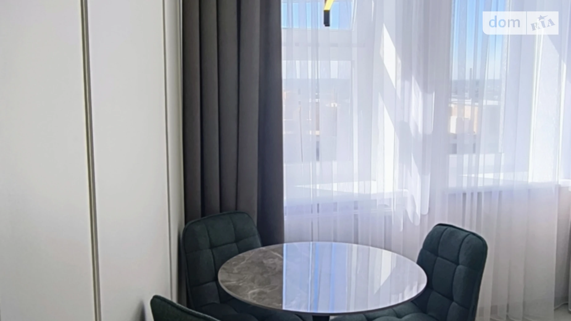 1-комнатная квартира 42 кв. м в Тернополе, ул. Владимира Великого - фото 4