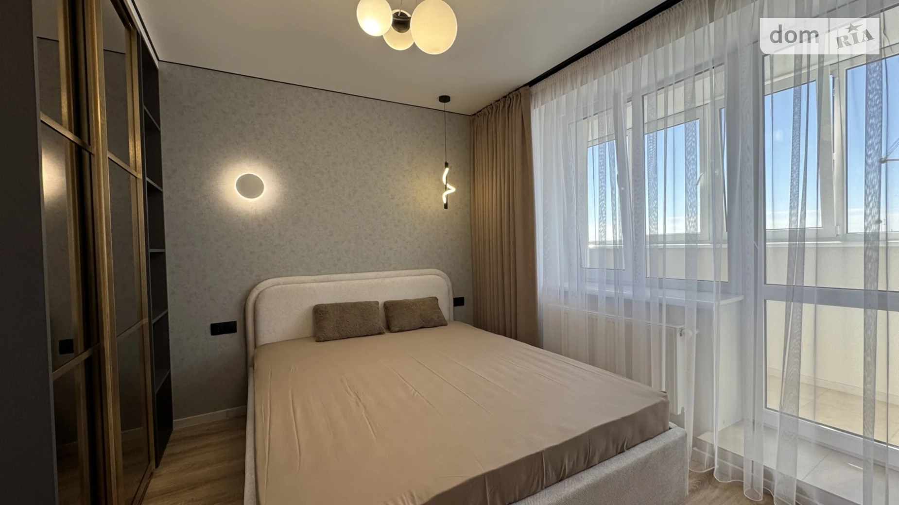 1-комнатная квартира 42 кв. м в Тернополе, ул. Владимира Великого - фото 3