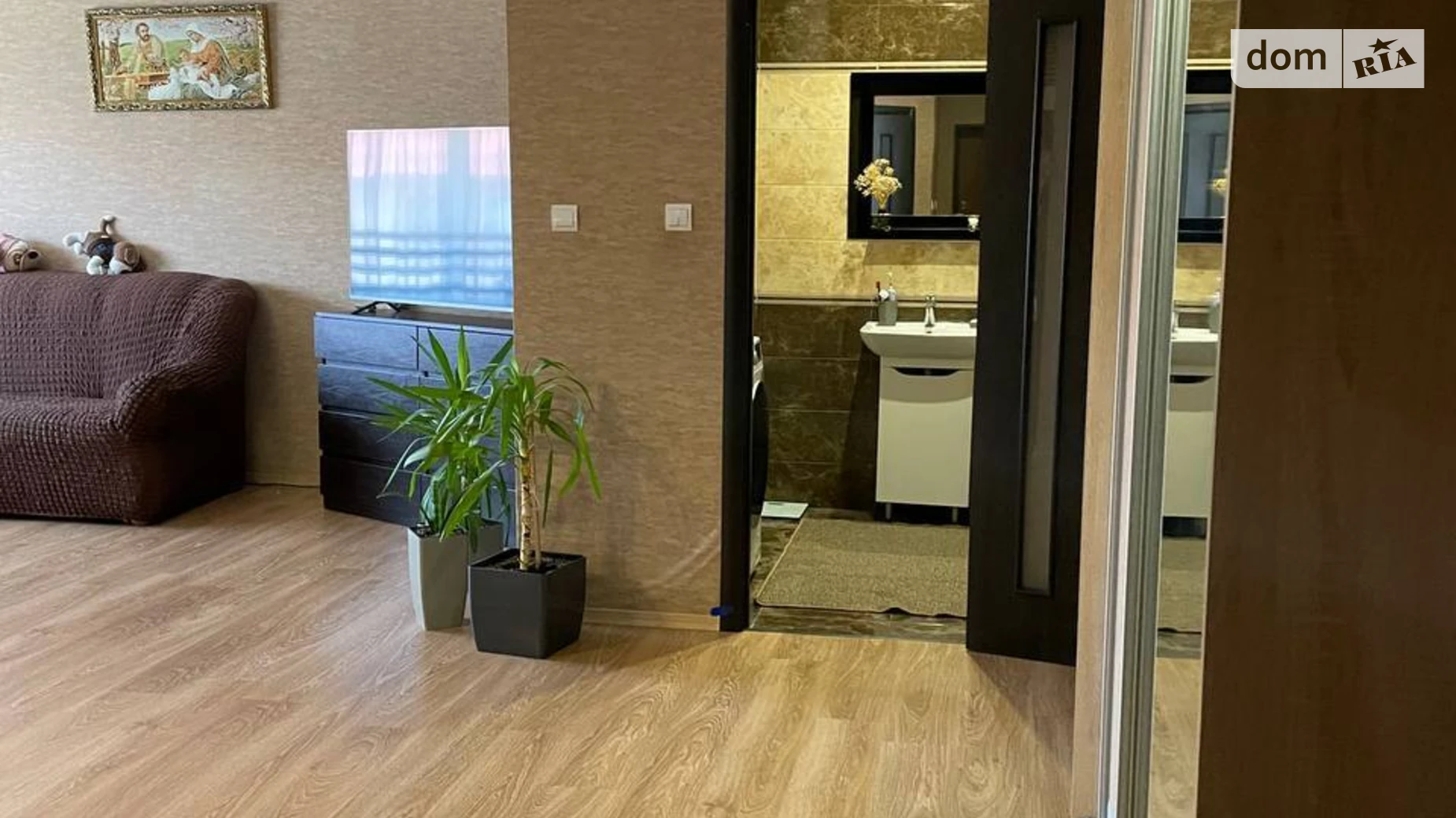 Продается 2-комнатная квартира 66.7 кв. м в Ужгороде, ул. Тлехаса, 18 - фото 4