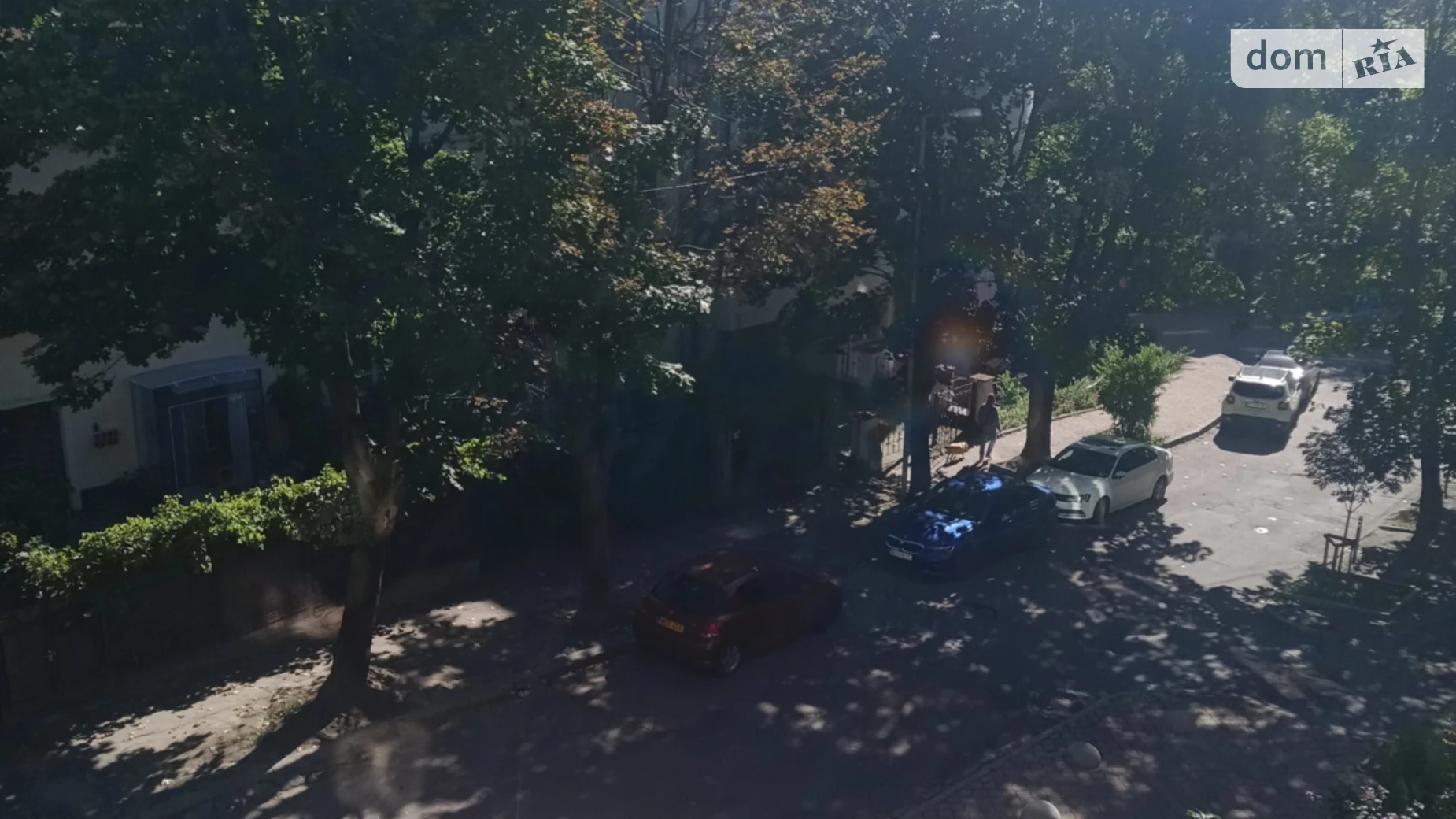 Сдается в аренду отдельно стоящий гараж под легковое авто на 28 кв. м, цена: 4000 грн - фото 3