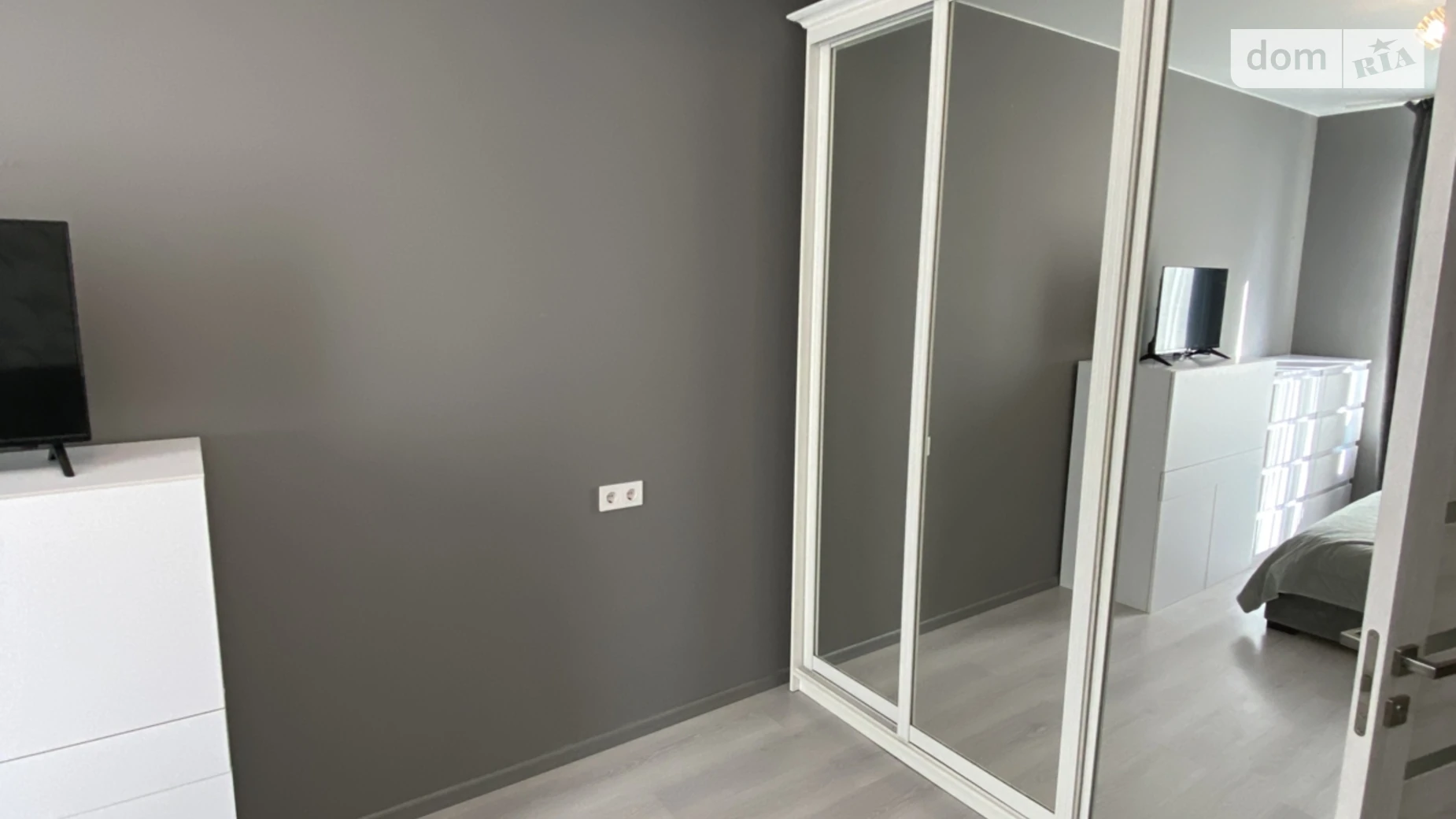 Продается 1-комнатная квартира 40 кв. м в Ирпене, ул. Университетская(Карла Маркса), 1Б - фото 3