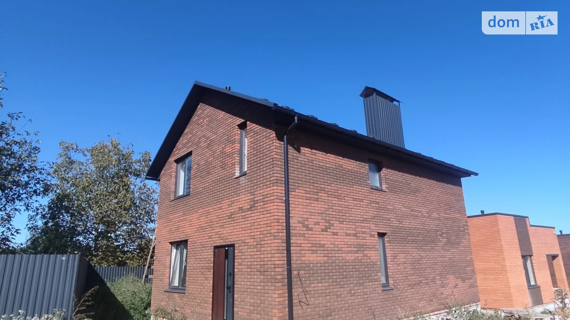 Продается дом на 2 этажа 107 кв. м с камином, цена: 82000 $ - фото 2