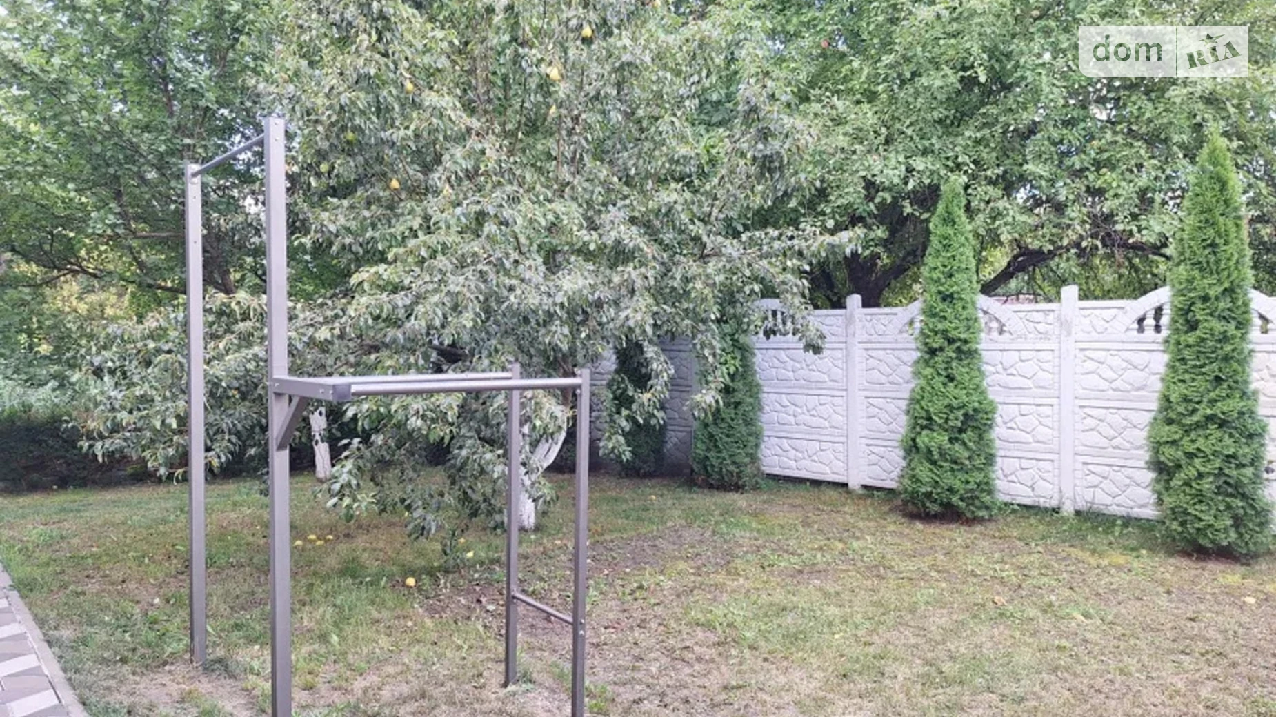 Продается дом на 2 этажа 90 кв. м с садом, цена: 90000 $ - фото 2