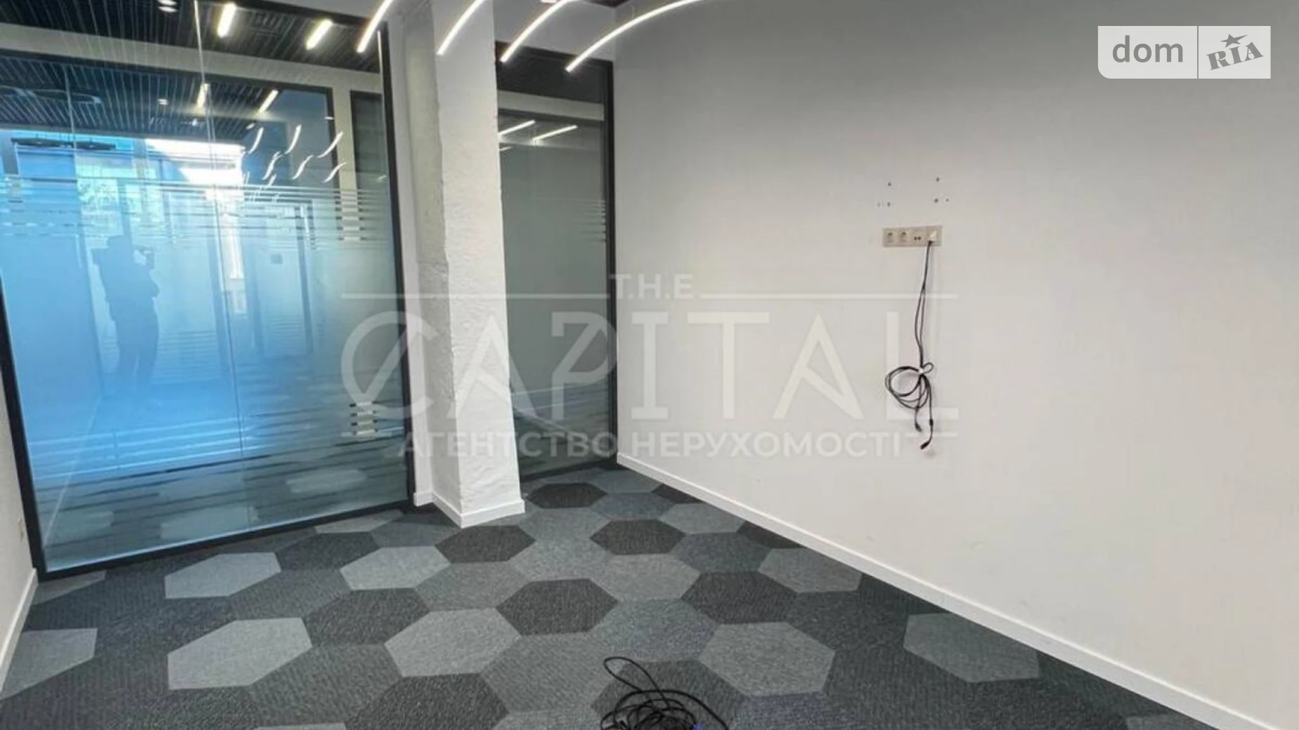 Сдается в аренду офис 1220 кв. м в бизнес-центре, цена: 31500 $ - фото 5