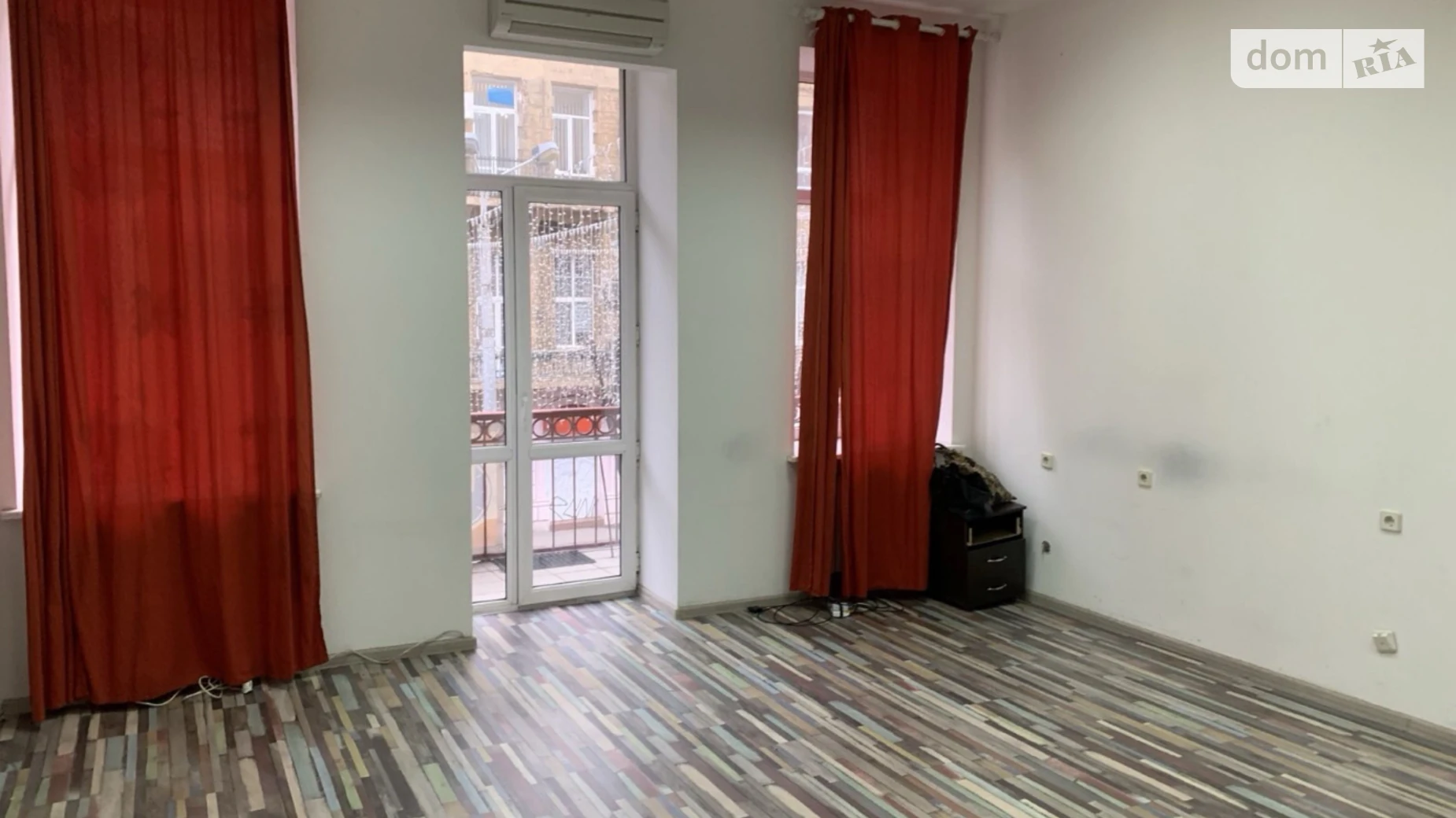 Продается офис 62.8 кв. м в бизнес-центре, цена: 75600 $ - фото 4