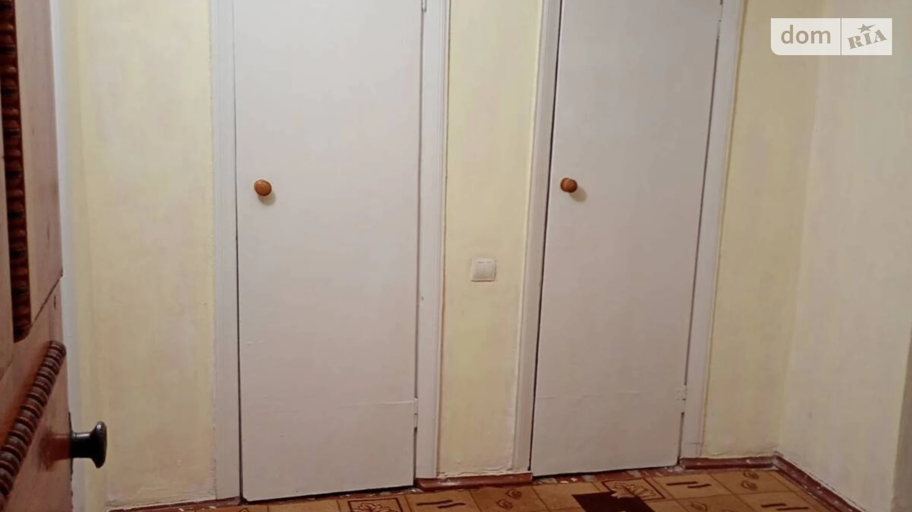 Продается 2-комнатная квартира 54.1 кв. м в Лугинах, ул. Армейская, 3 - фото 4