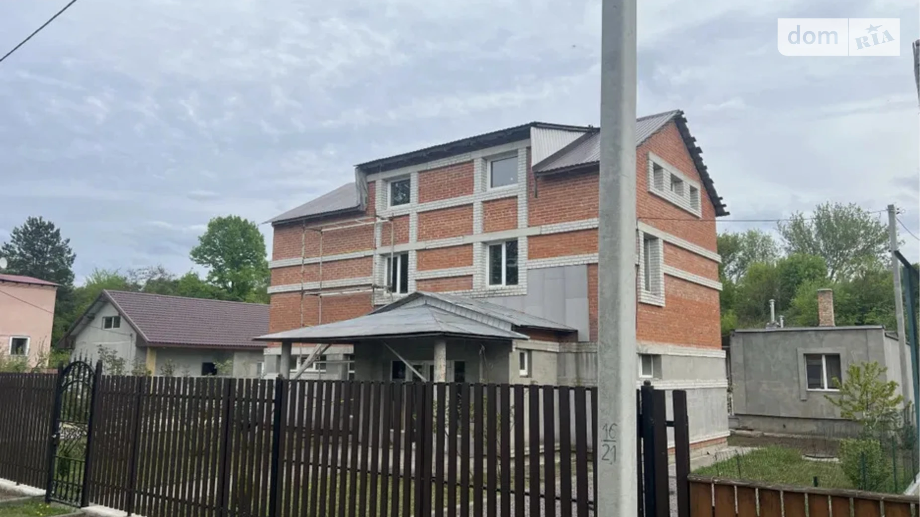 Продается дом на 2 этажа 140 кв. м с садом, цена: 65000 $ - фото 4