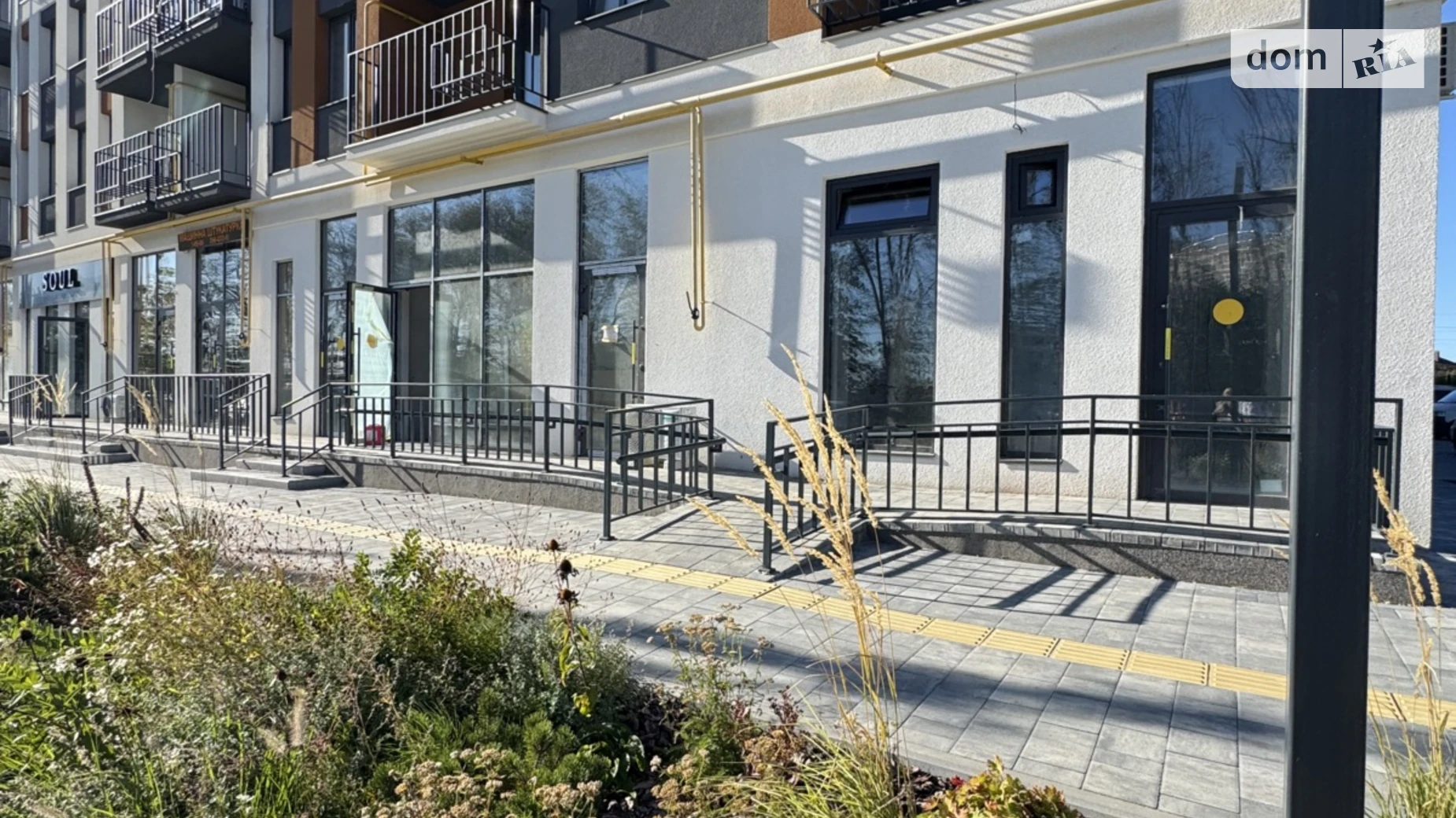 Продается 1-комнатная квартира 44 кв. м в Зарванцах, ул. Одесская, 7 корпус 2 - фото 2