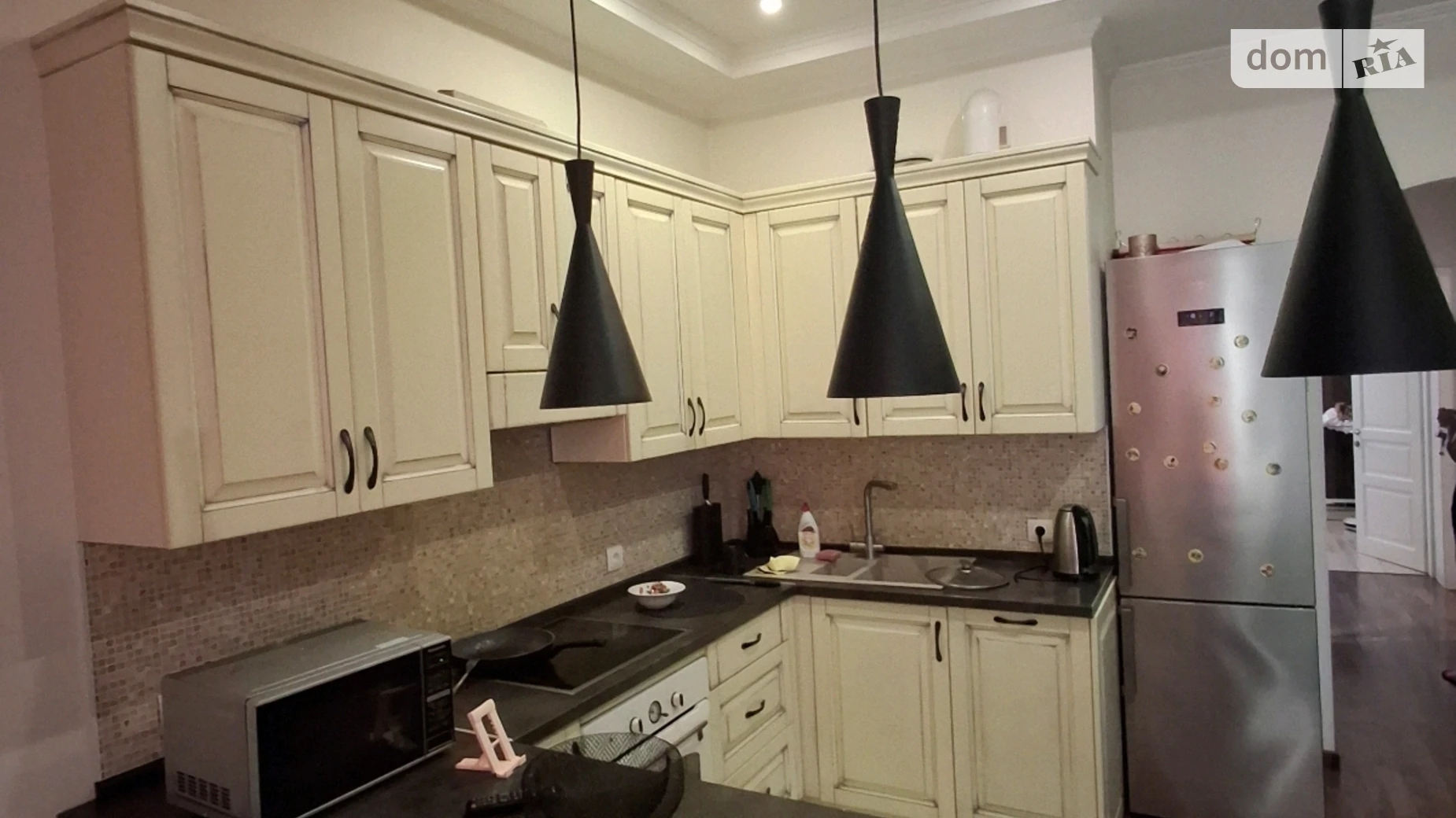 Продается 1-комнатная квартира 58 кв. м в Одессе, пер. Аркадиевский, 9/1 - фото 3