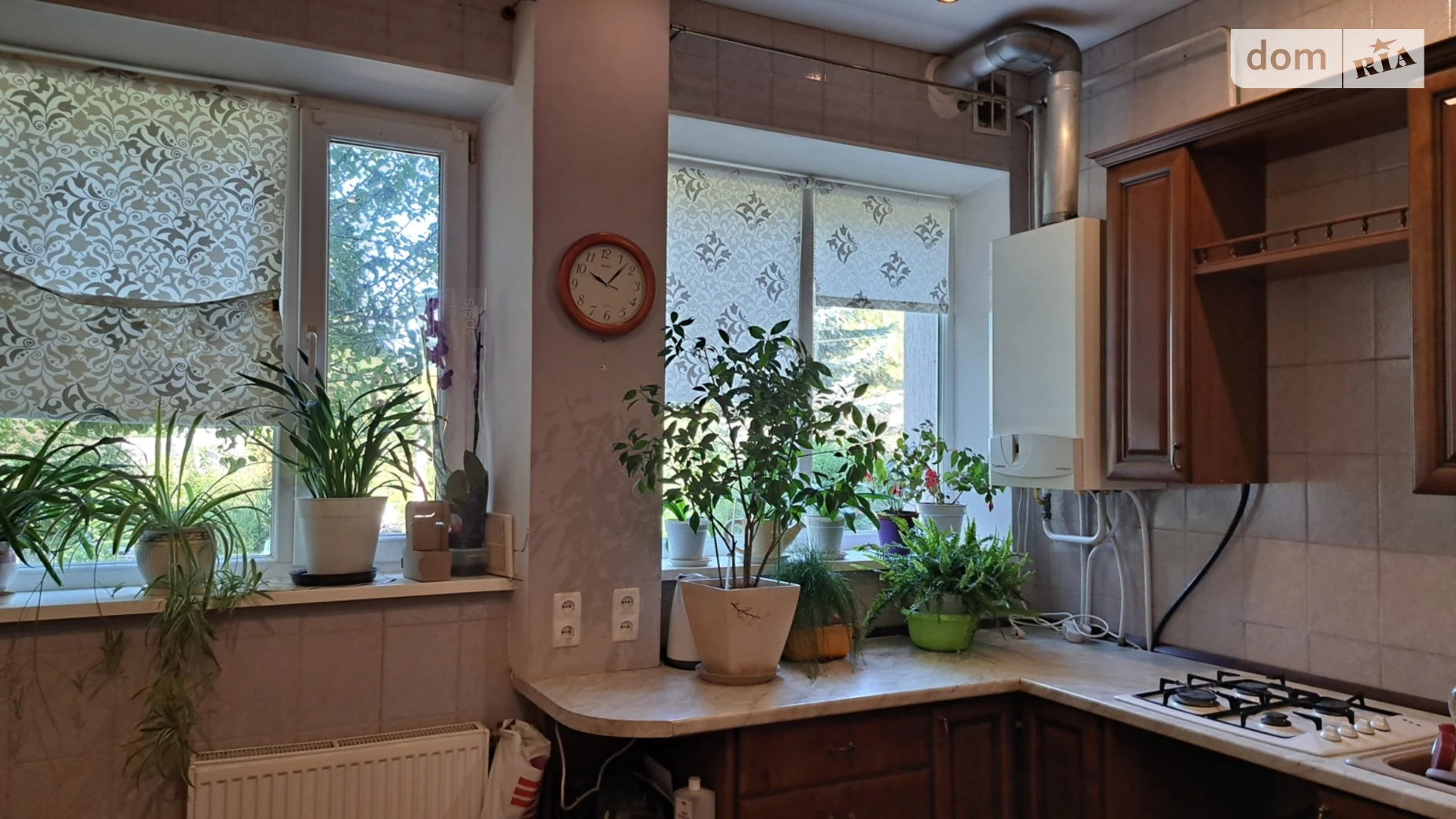 Продается дом на 2 этажа 240 кв. м с камином, цена: 125000 $ - фото 5