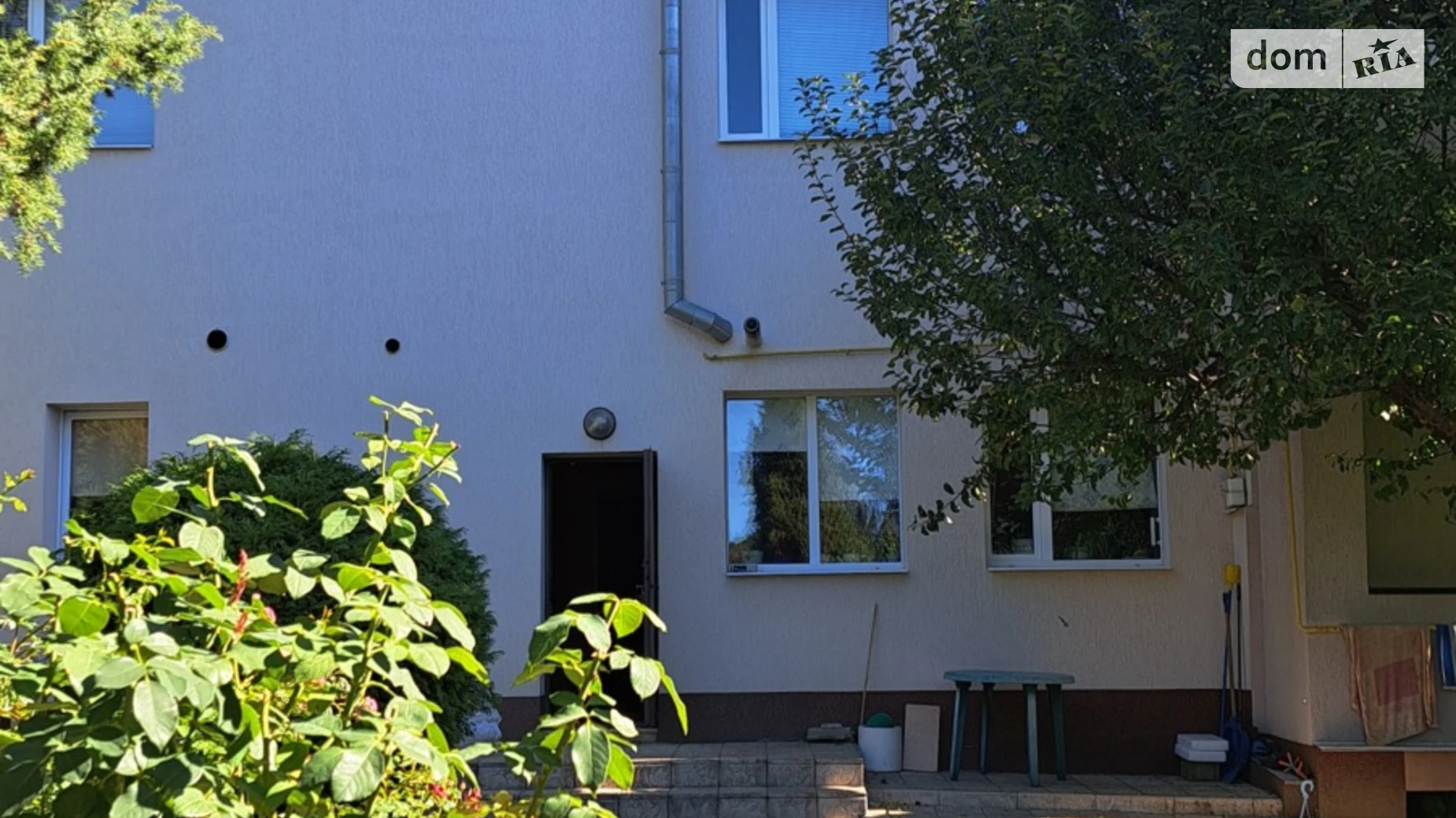 Продается дом на 2 этажа 240 кв. м с камином, цена: 125000 $ - фото 2