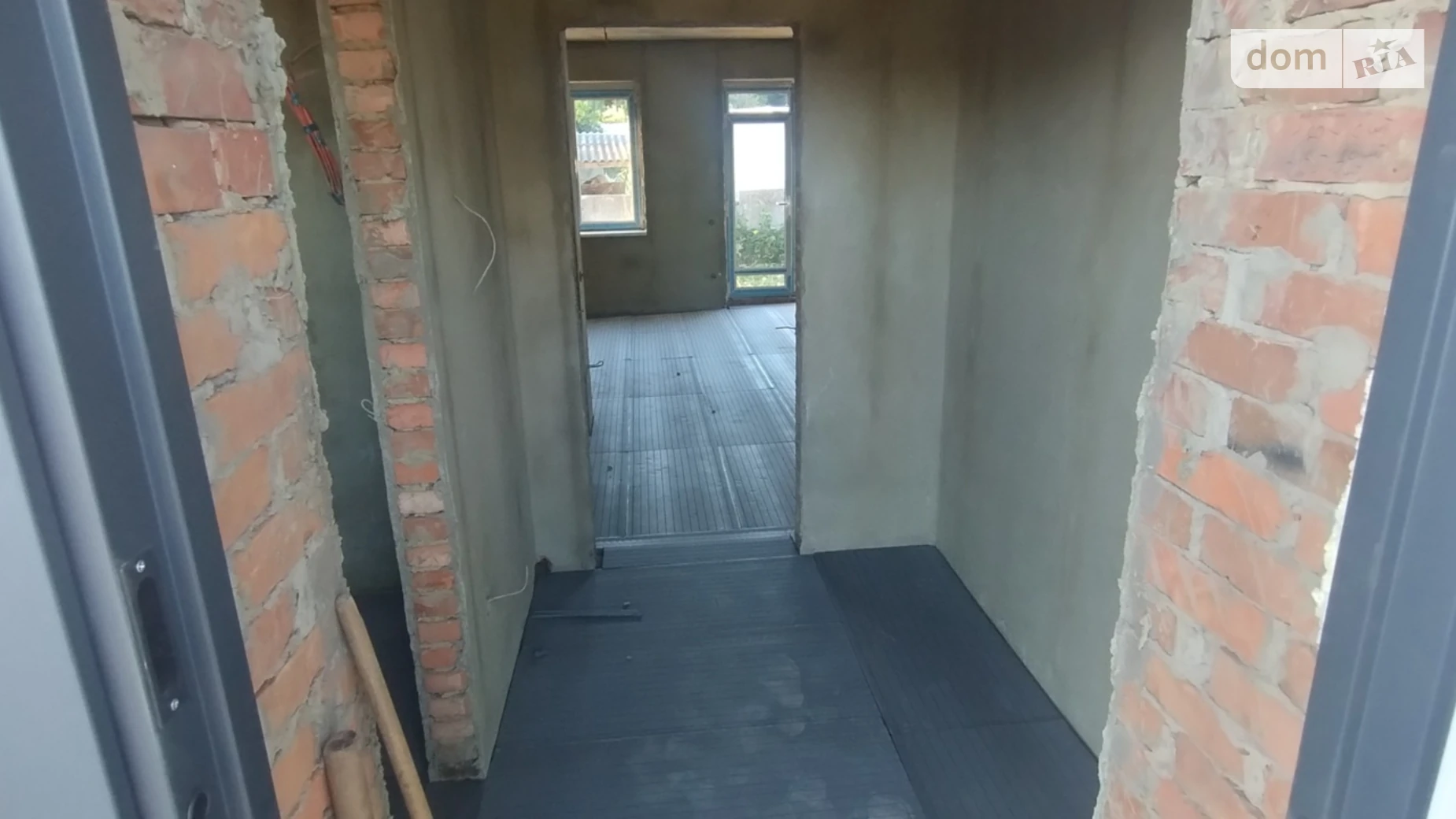 Продается дом на 2 этажа 120 кв. м с садом, цена: 85000 $ - фото 3