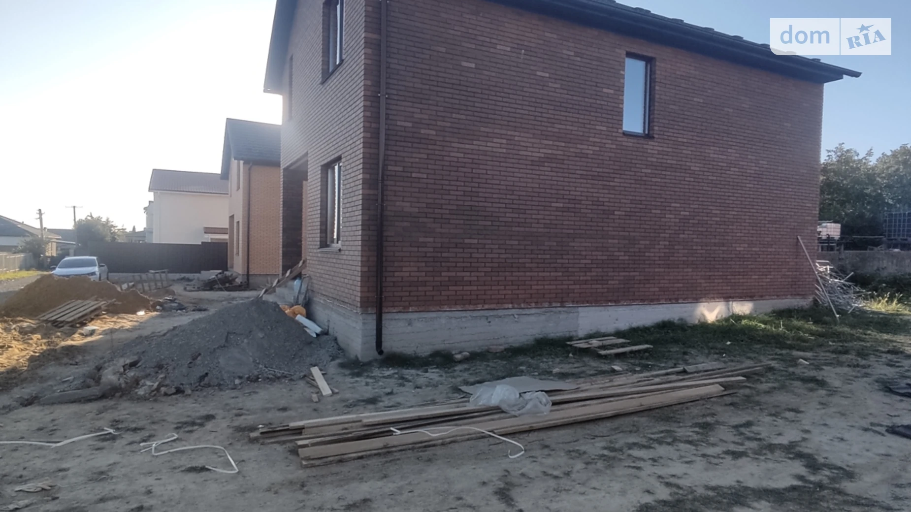 Продается дом на 2 этажа 120 кв. м с балконом, цена: 85000 $ - фото 2