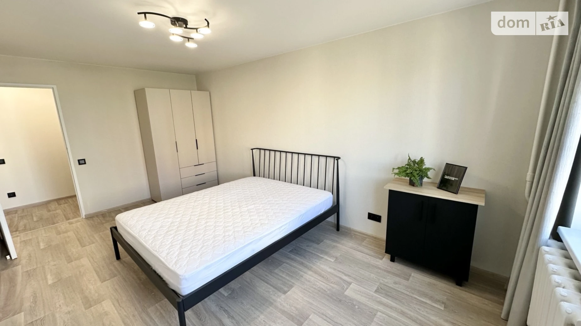 Сдается в аренду 1-комнатная квартира 35.8 кв. м в Киеве, просп. Владимира Ивасюка, 1 - фото 2