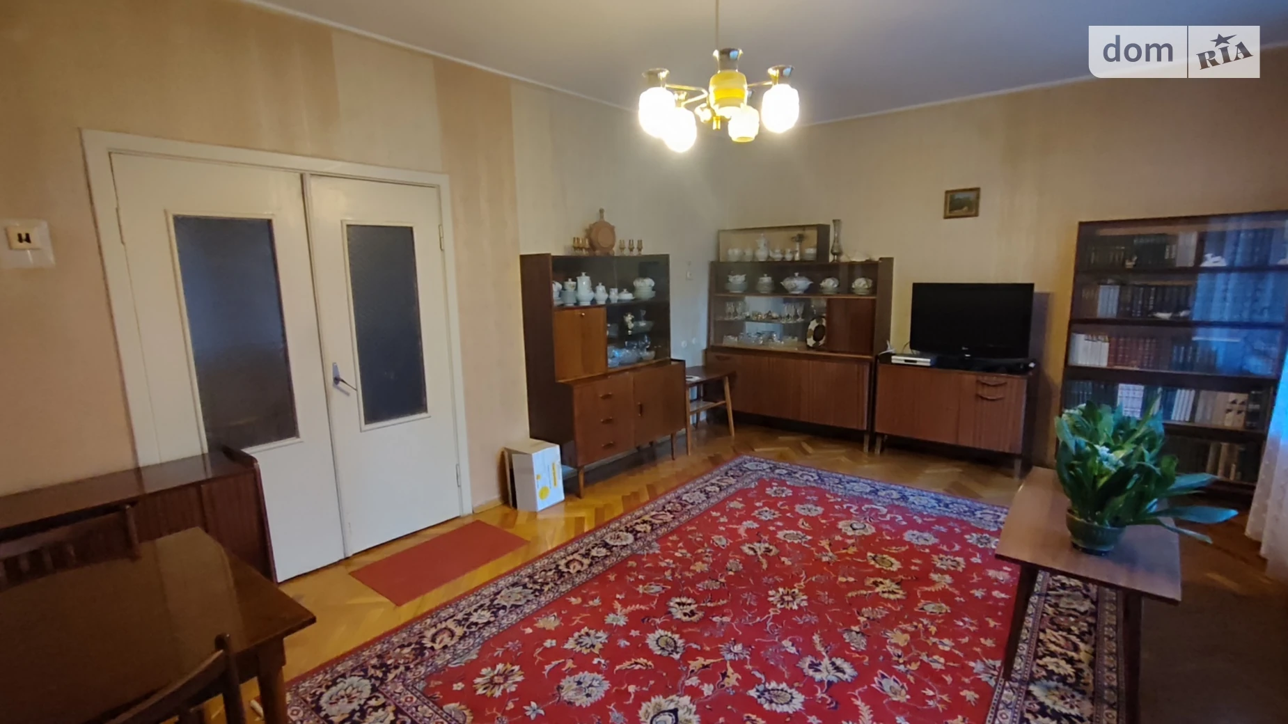 ул. Михаила Омельяновича-Павленко(Суворова), 13 Печерск Киев Арсенальная - фото 3